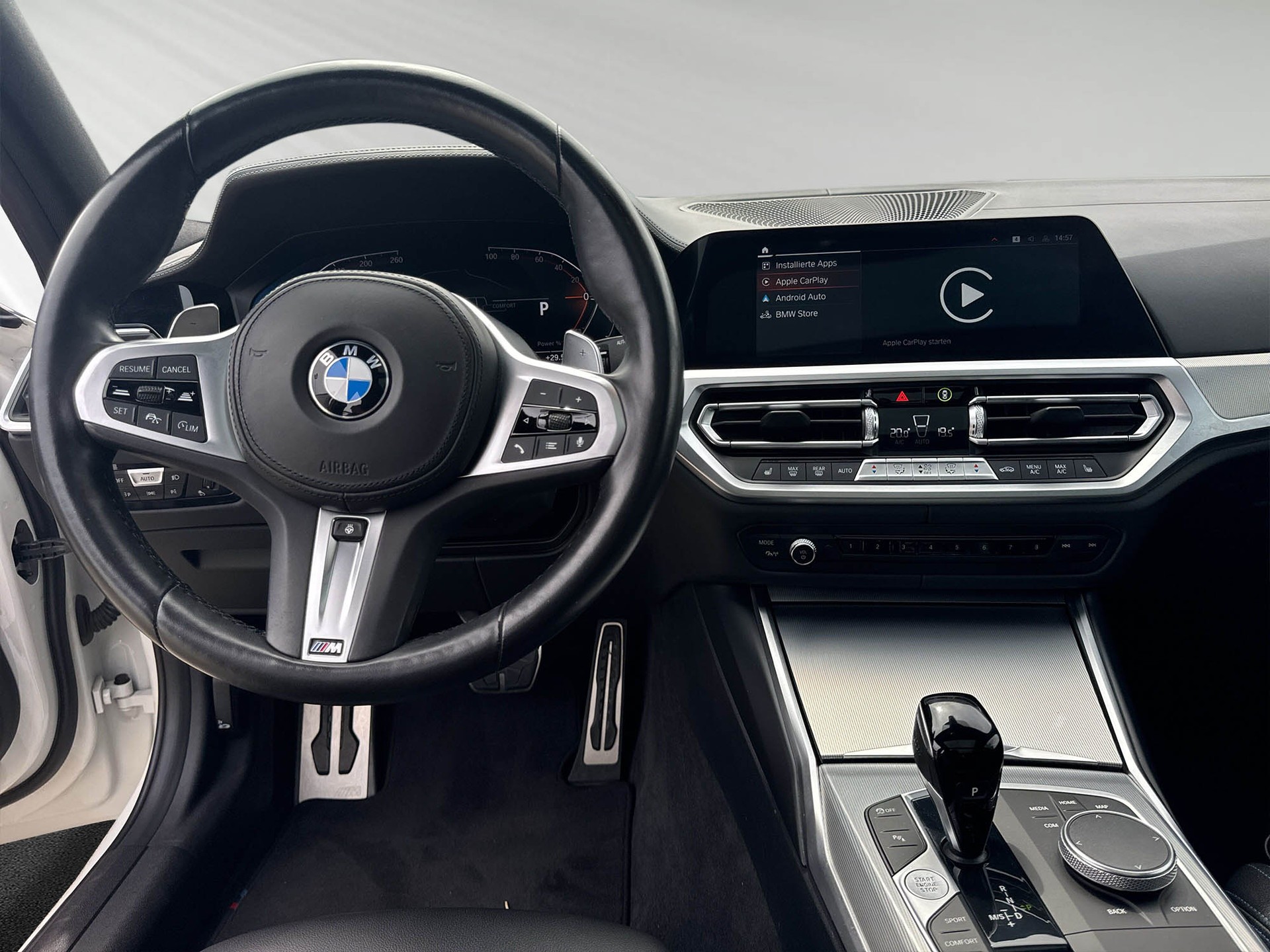 BMW 330d xDrive 48V Touring M Sport Steptronic-image-5