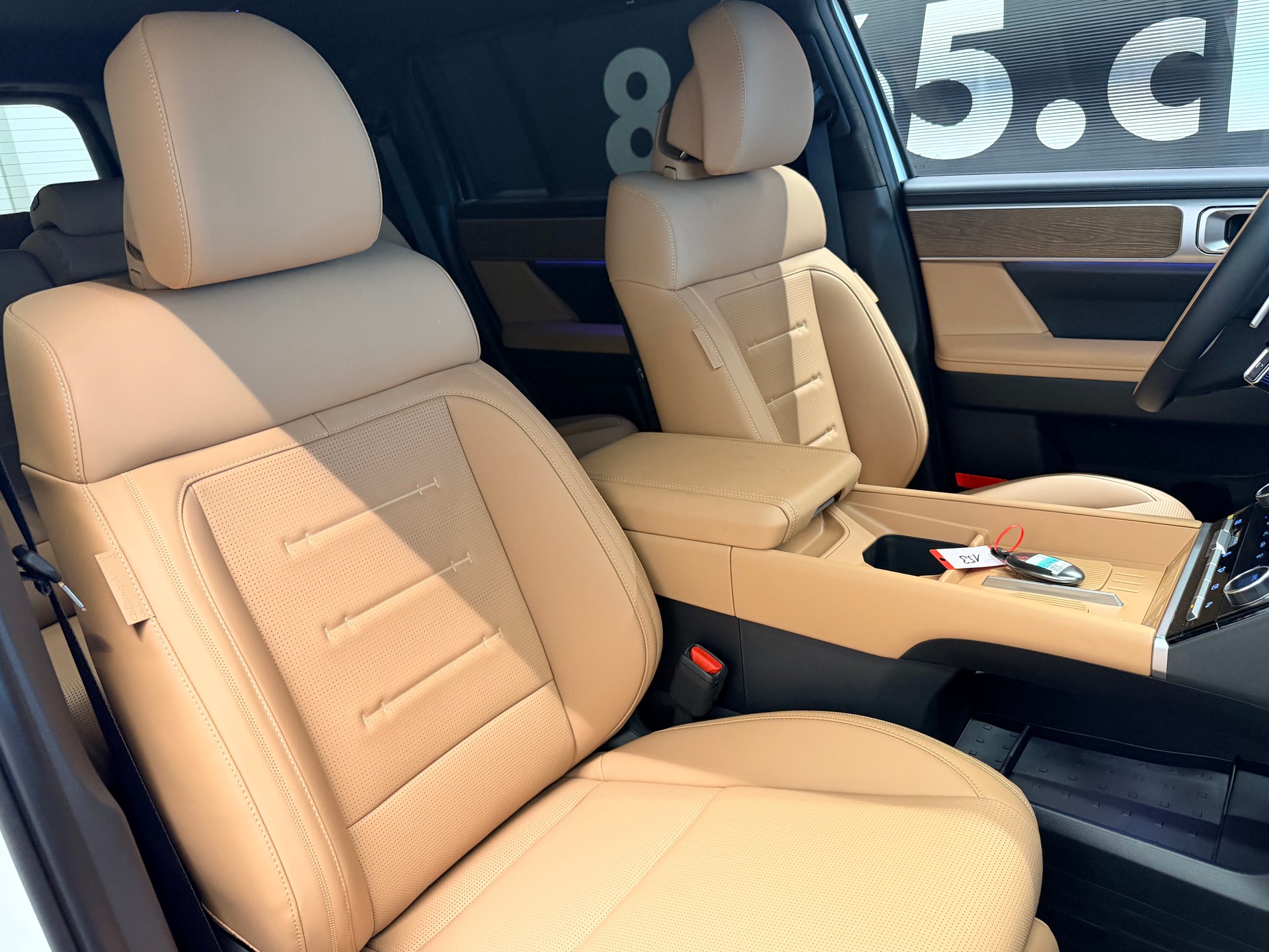HYUNDAI Santa Fe 1.6 T-GDi PHEV Calligraphy 4WD Automatic-image-21