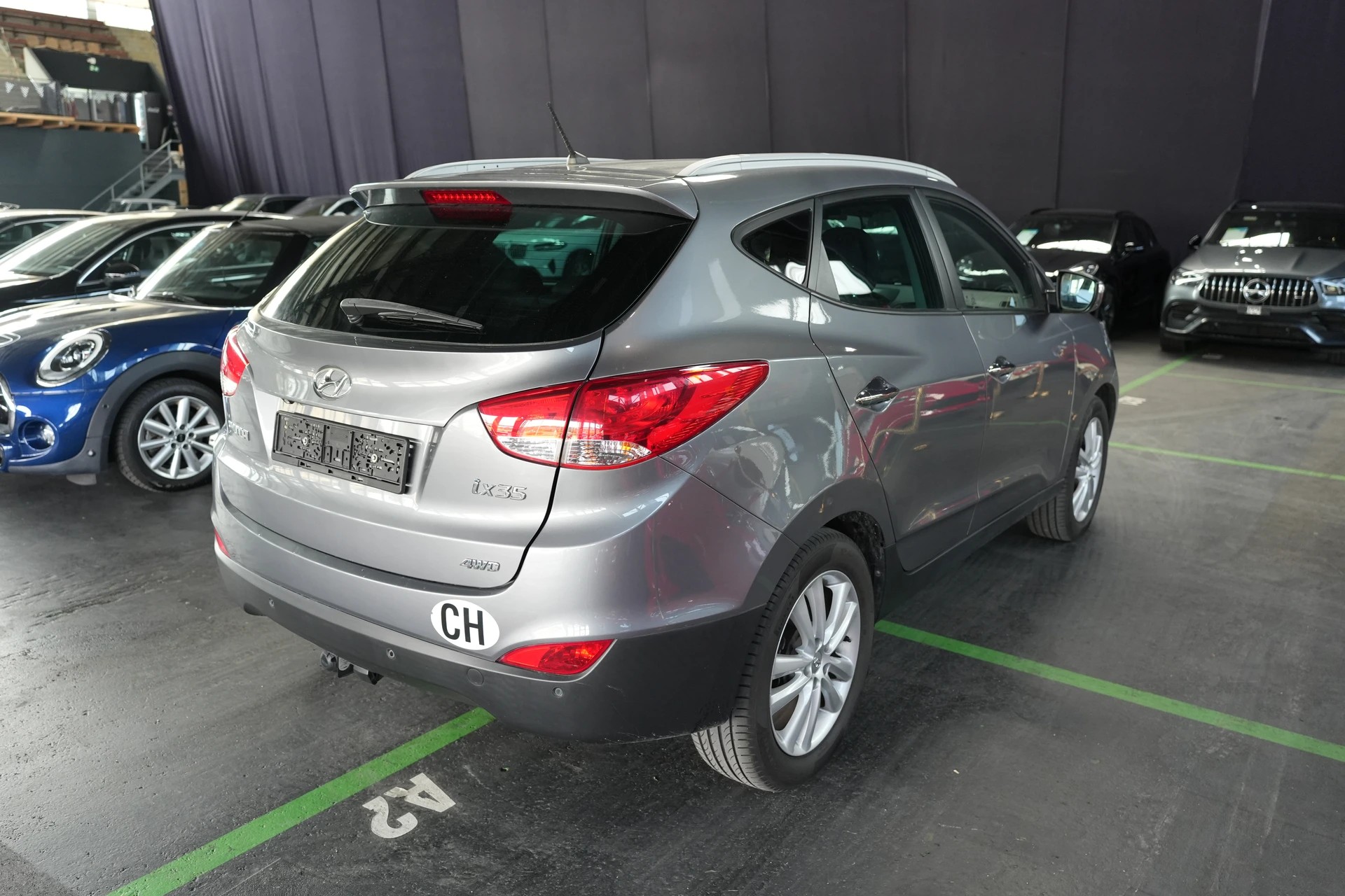 HYUNDAI iX 35 2.0 Style 4WD Automatic-image-1