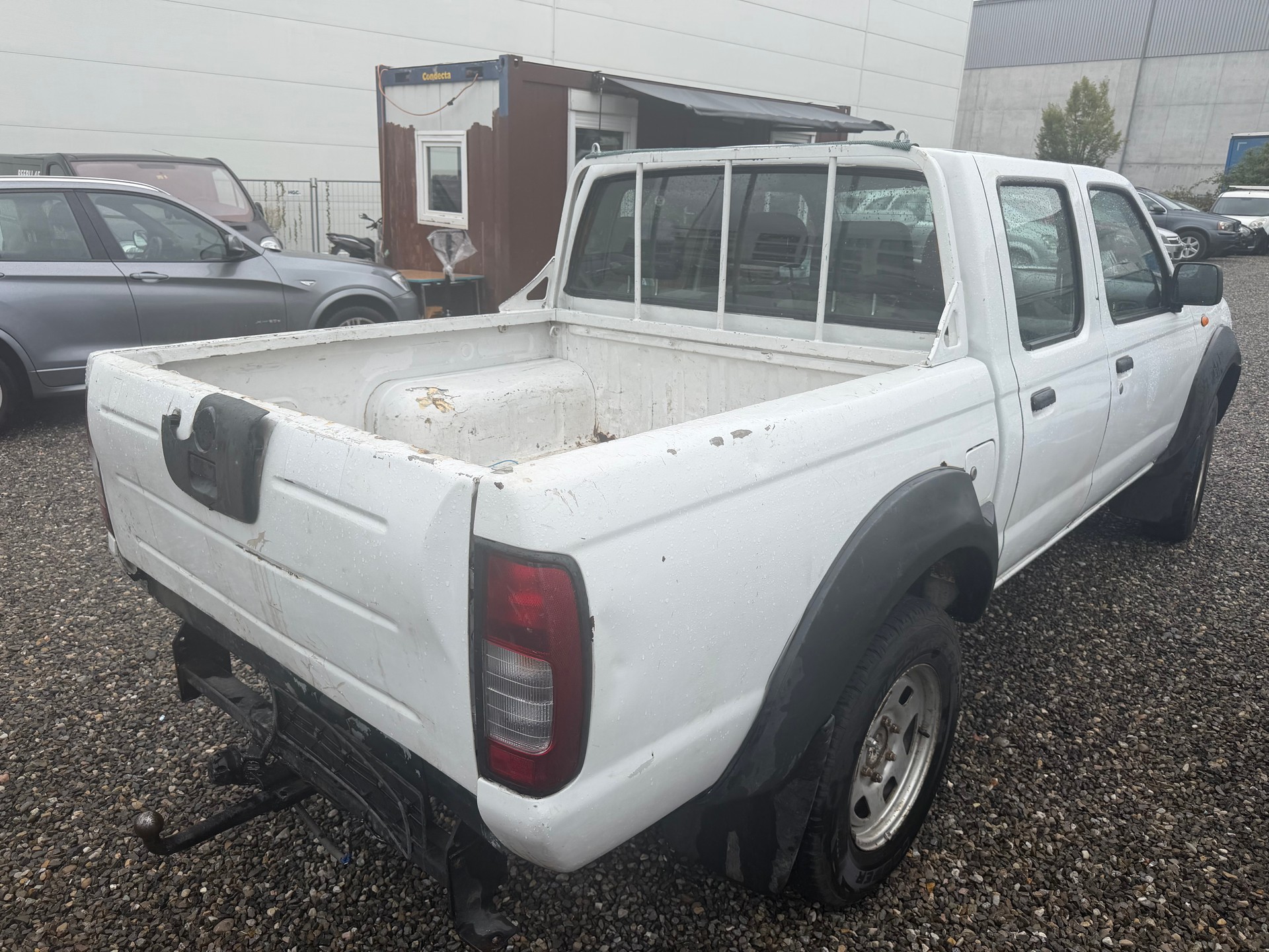 NISSAN Double Cab 2.5 Di 4x4-image-2