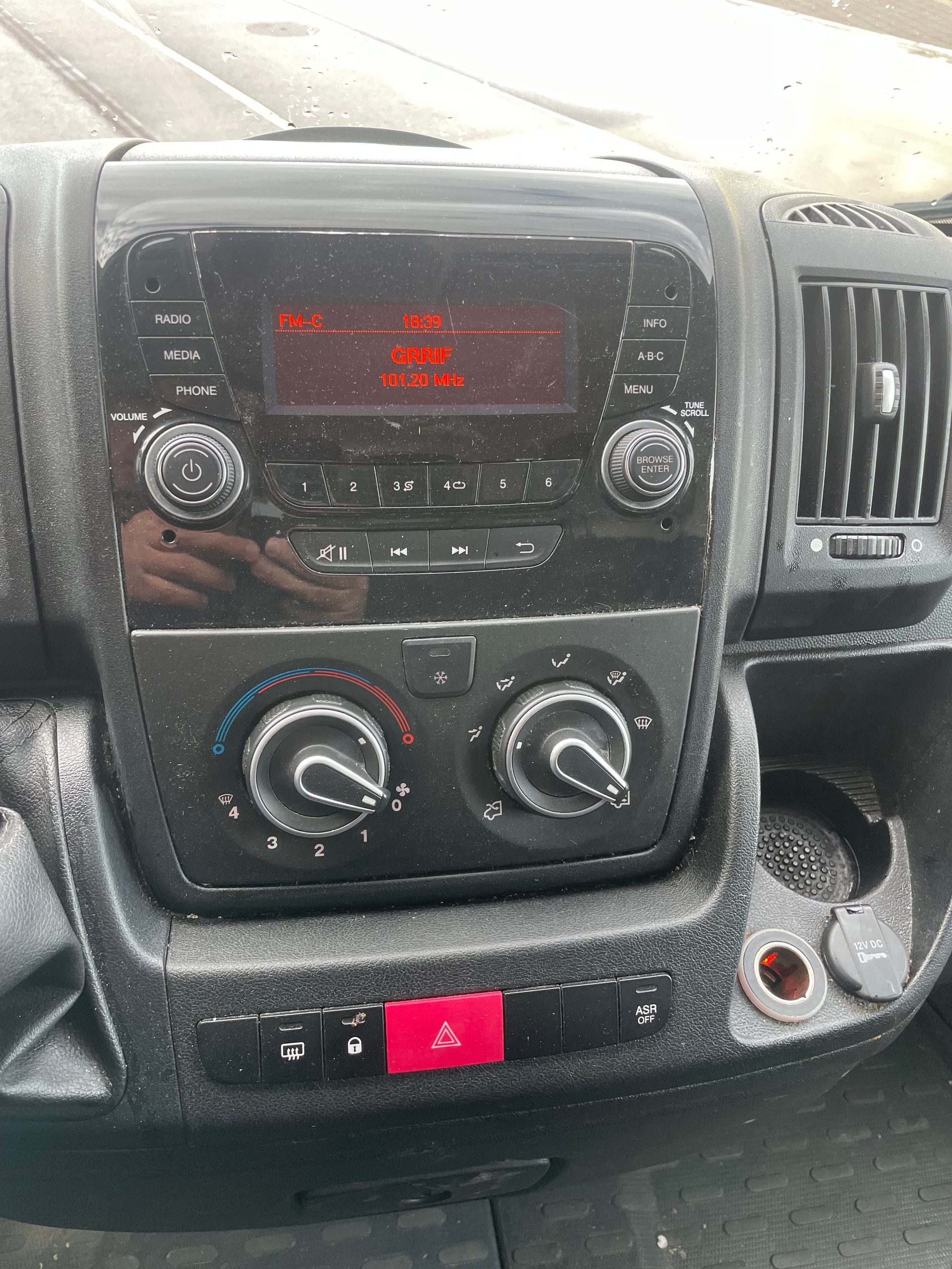 PEUGEOT Boxer 2.2 HDI L3 H2-image-10