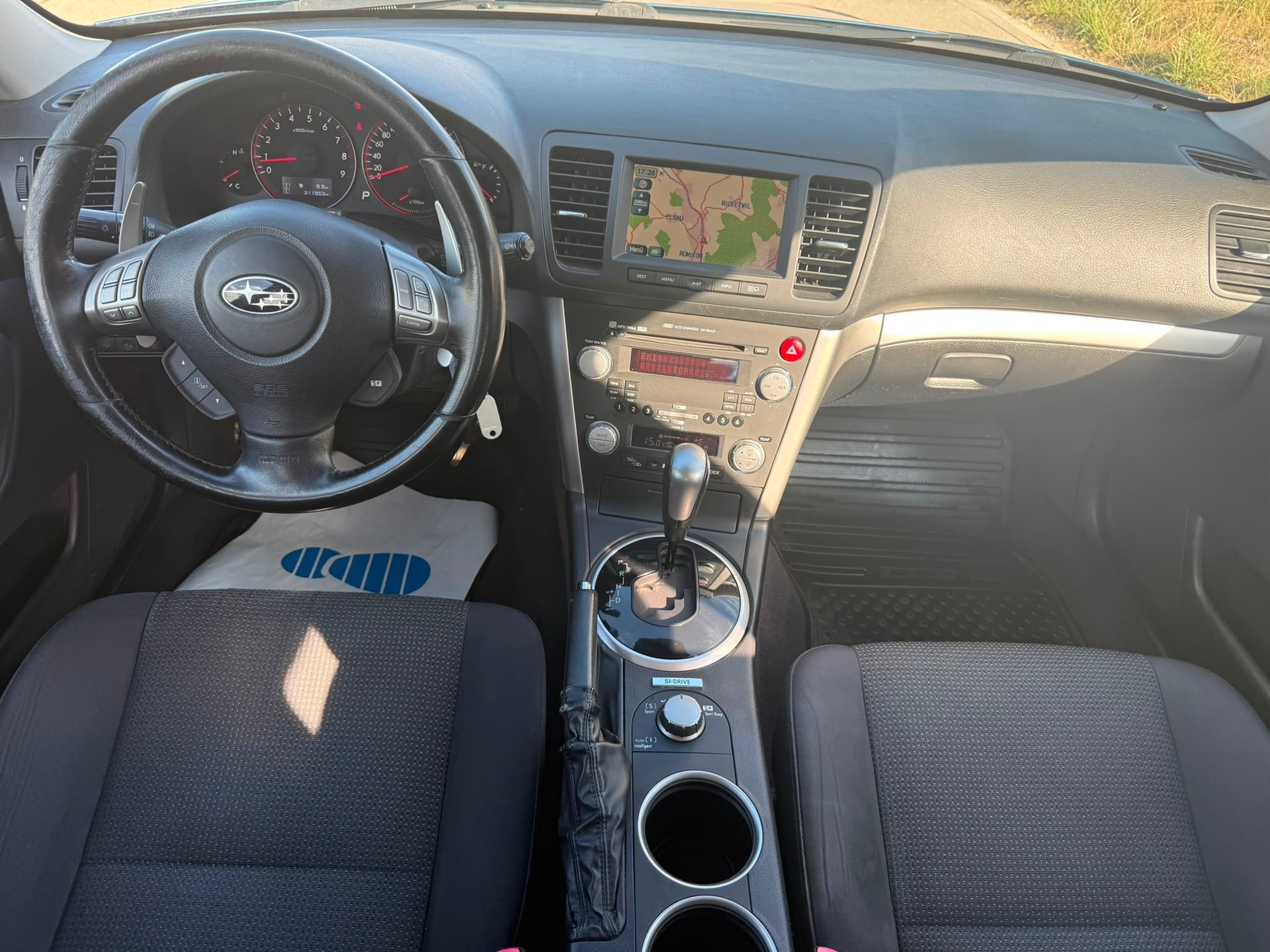 SUBARU Outback 3.0R AWD H6 Automatic-image-11