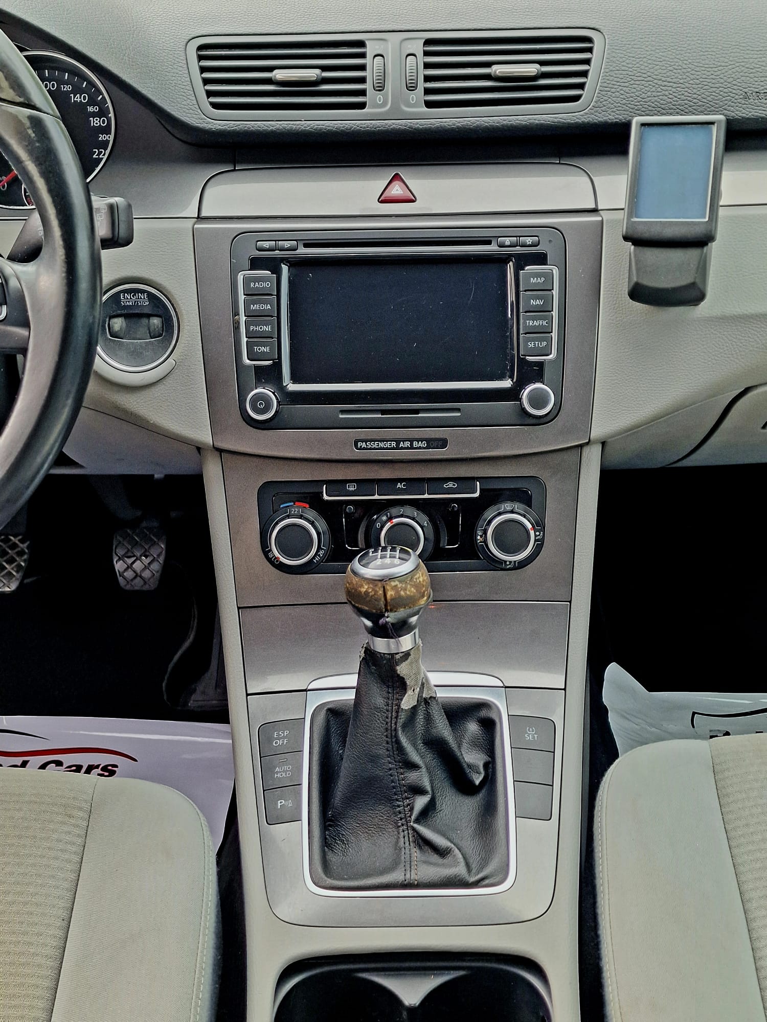 VW Passat Variant 2.0 TDI Trendline 4Motion-image-11