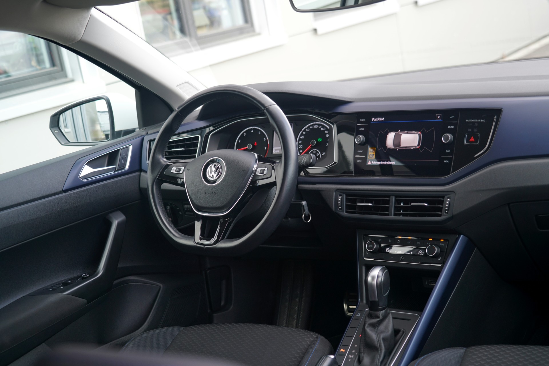 VW Polo 1.0 BMT United DSG-image-3