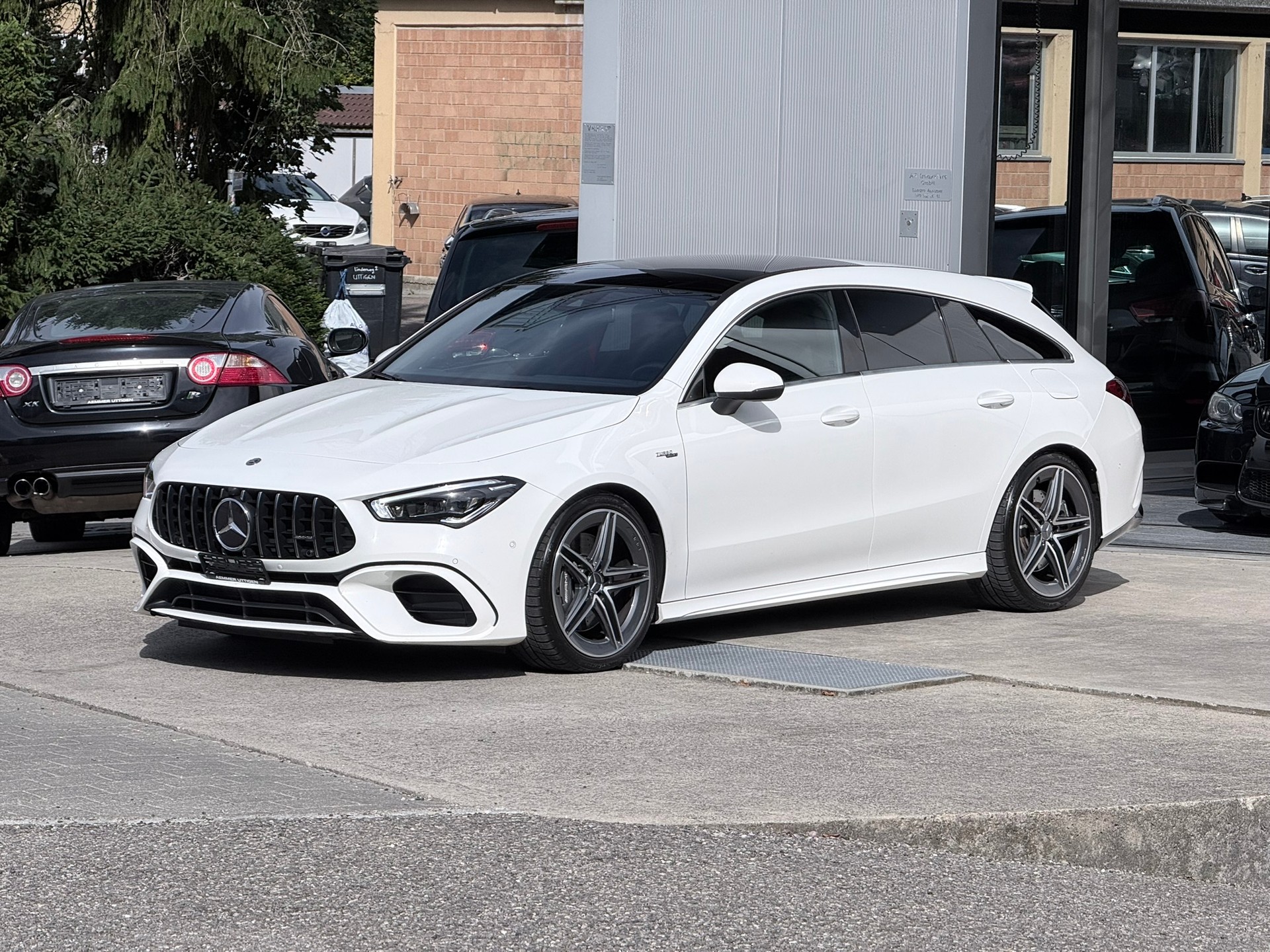 MERCEDES-BENZ CLA Shooting Brake 45 AMG 4Matic+ 8G-DCT