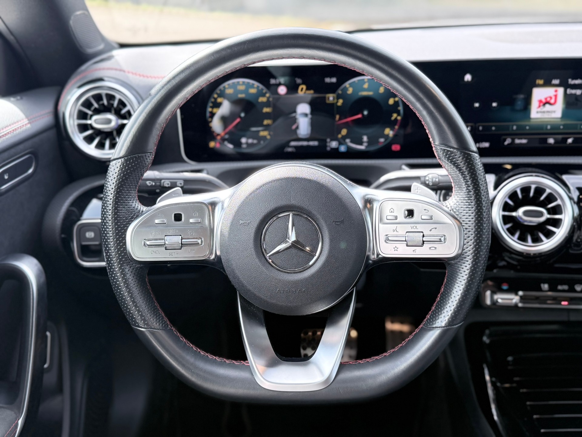 MERCEDES-BENZ CLA Shooting Brake 45 AMG 4Matic+ 8G-DCT-image-22
