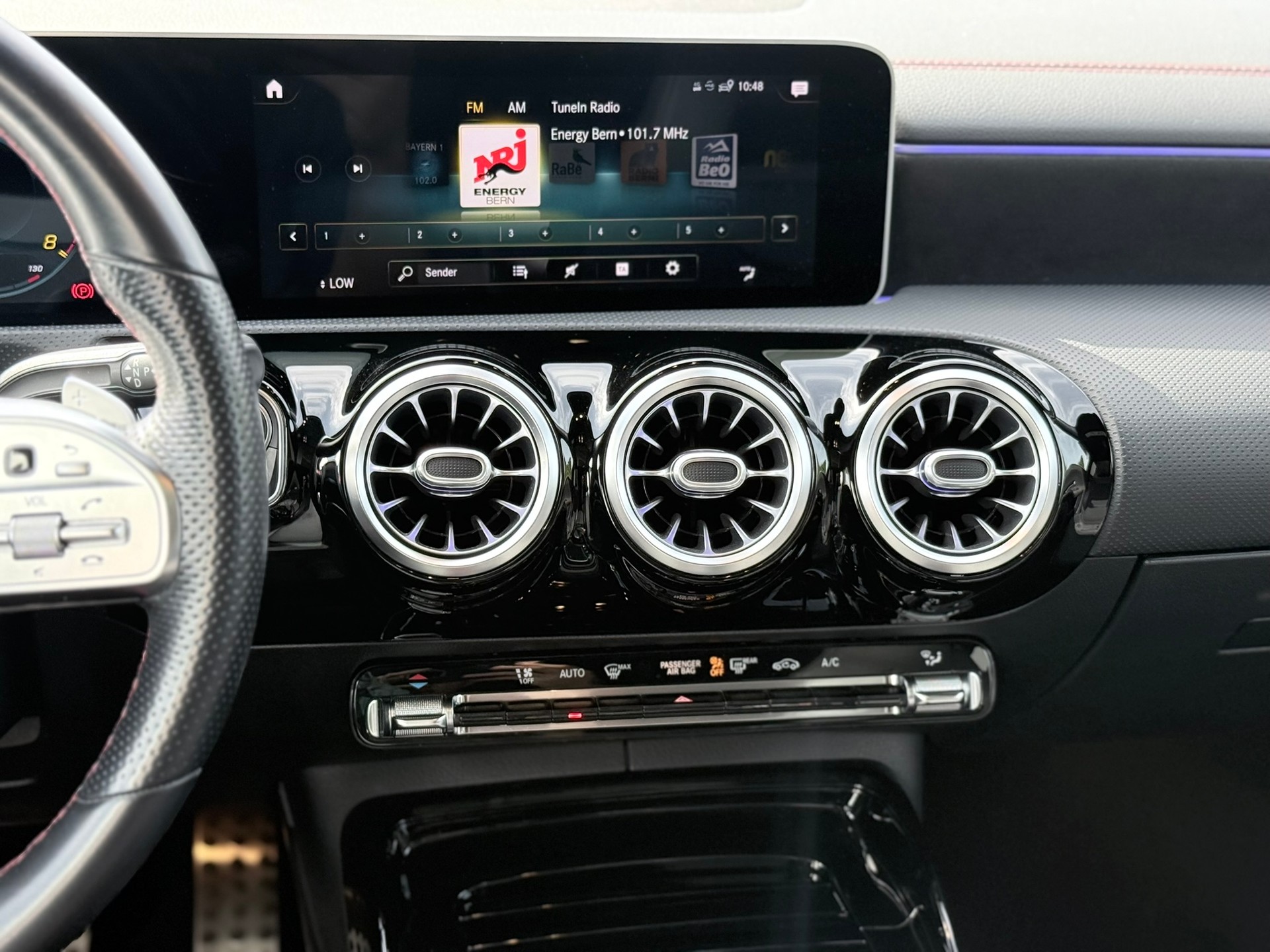 MERCEDES-BENZ CLA Shooting Brake 45 AMG 4Matic+ 8G-DCT-image-25
