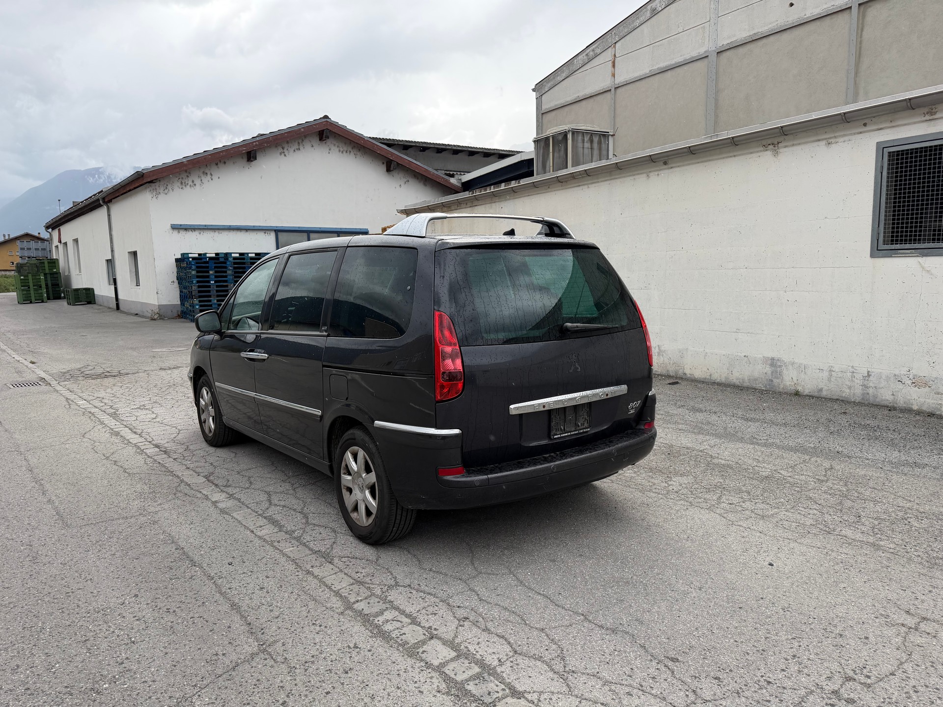 PEUGEOT 807 2.0 16V HDi Family+-image-10