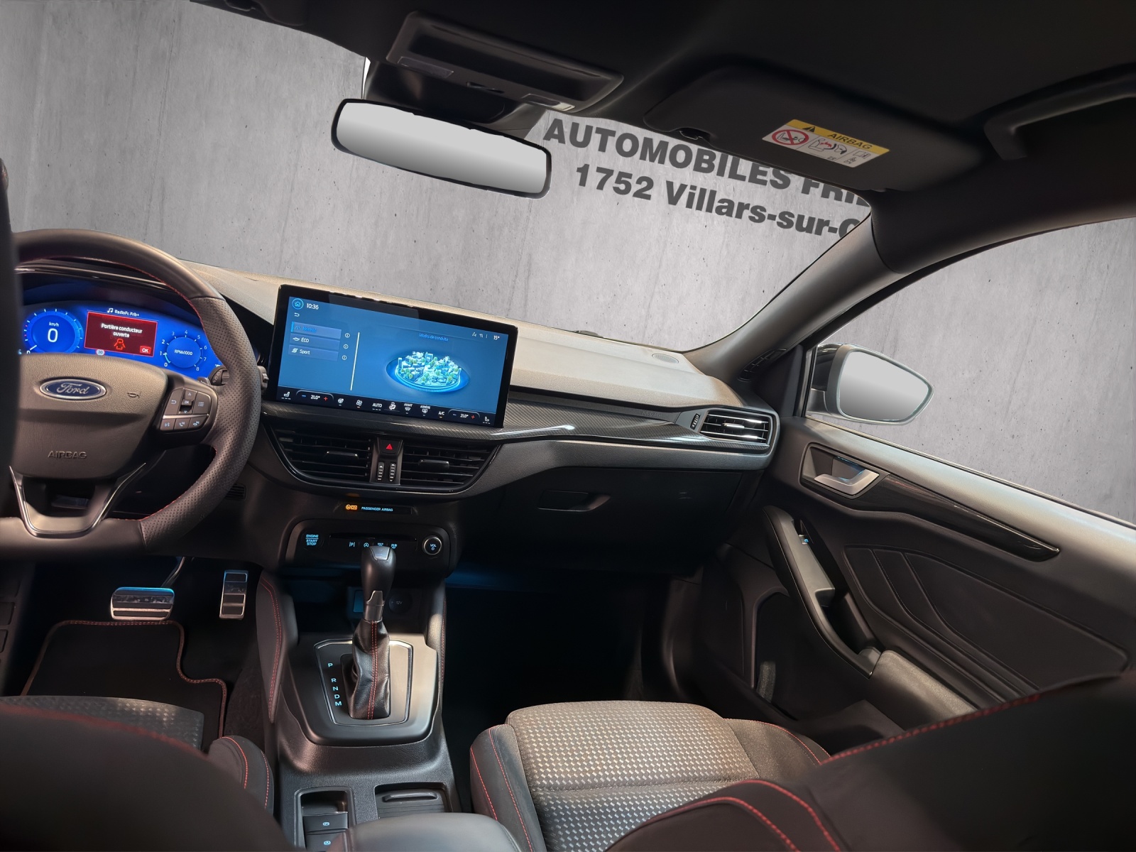 FORD Focus Station Wagon 1.0i EcoB Hybrid 155 ST-Line X-image-13
