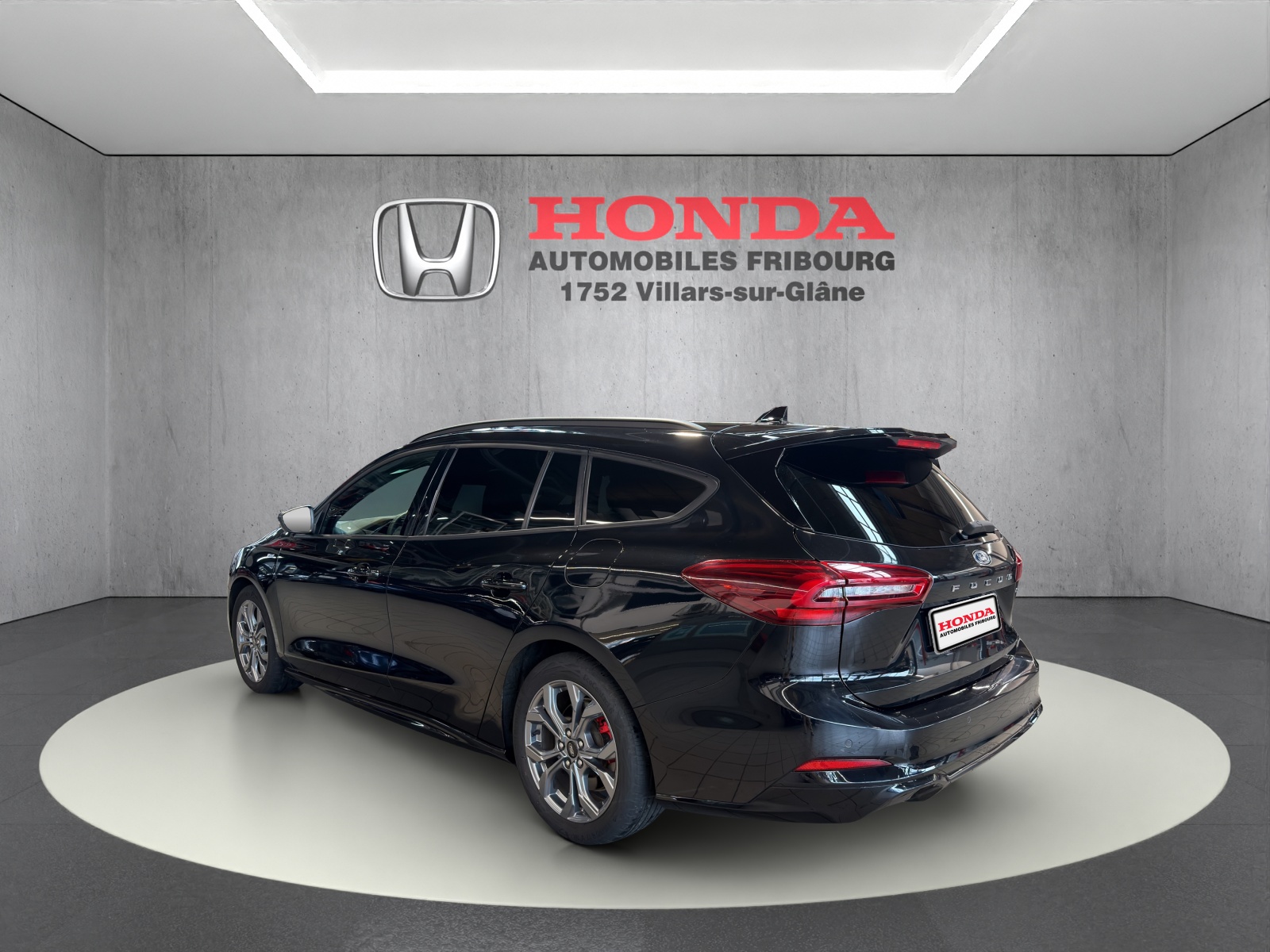 FORD Focus Station Wagon 1.0i EcoB Hybrid 155 ST-Line X-image-4