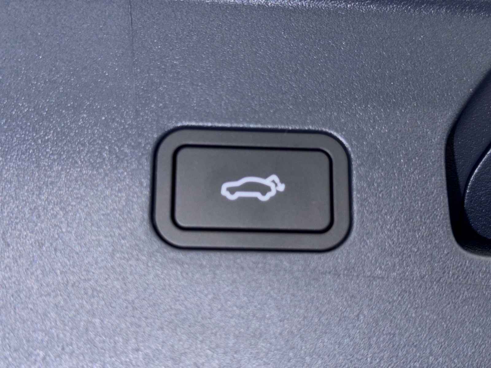 LYNK & CO 02 More-image-15