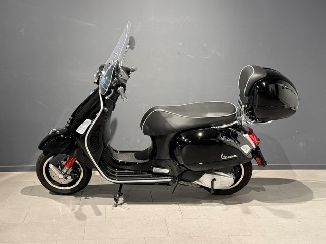 PIAGGIO Vespa GTS 300 ABS-showroom-element-3