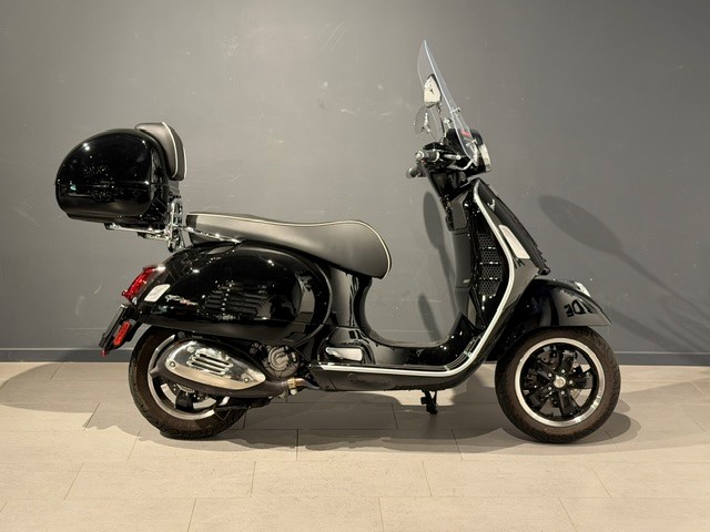 PIAGGIO Vespa GTS 300 ABS