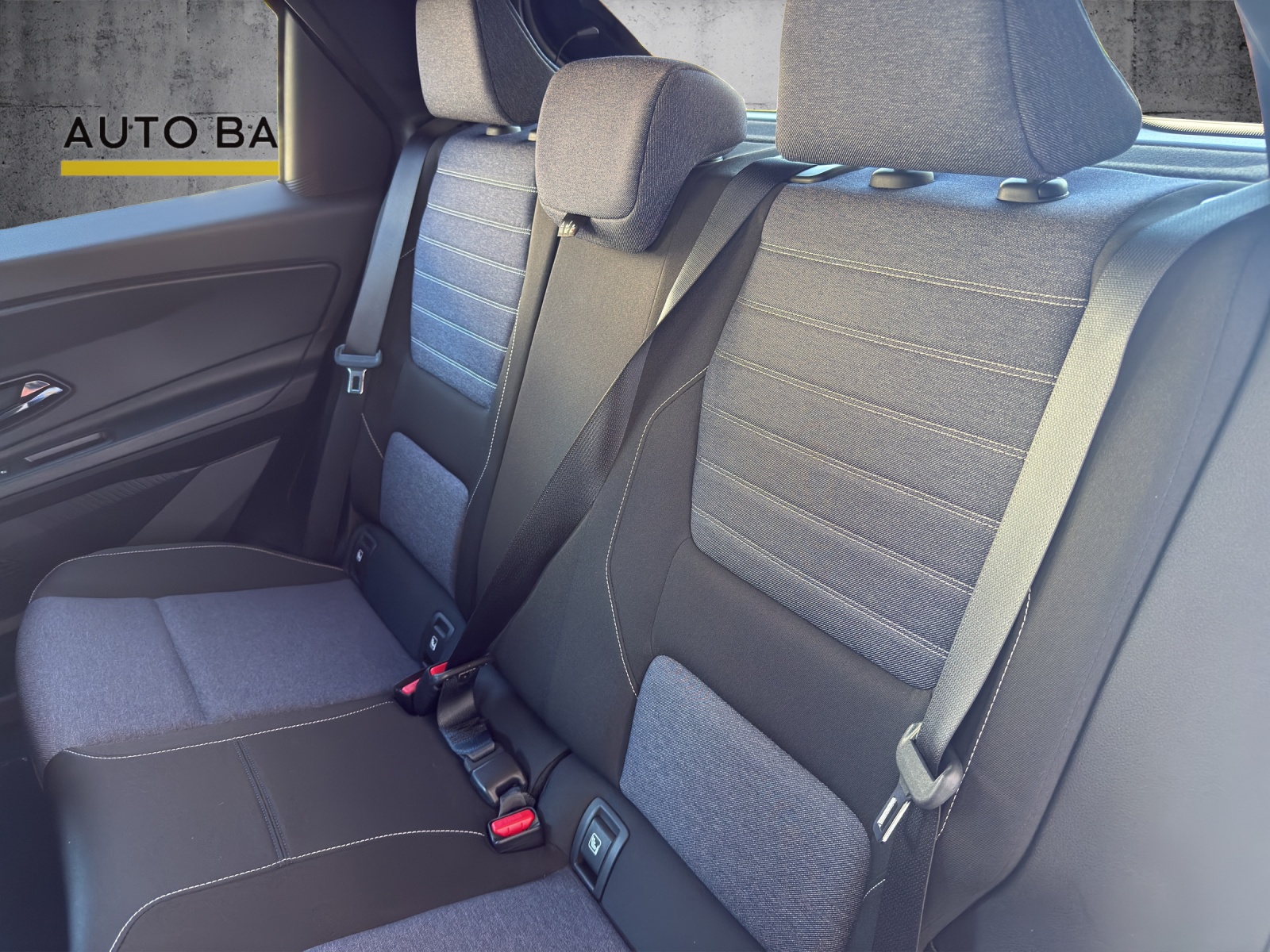 RENAULT R5 E-Tech Comfort Range 52 kWh Techno-image-13