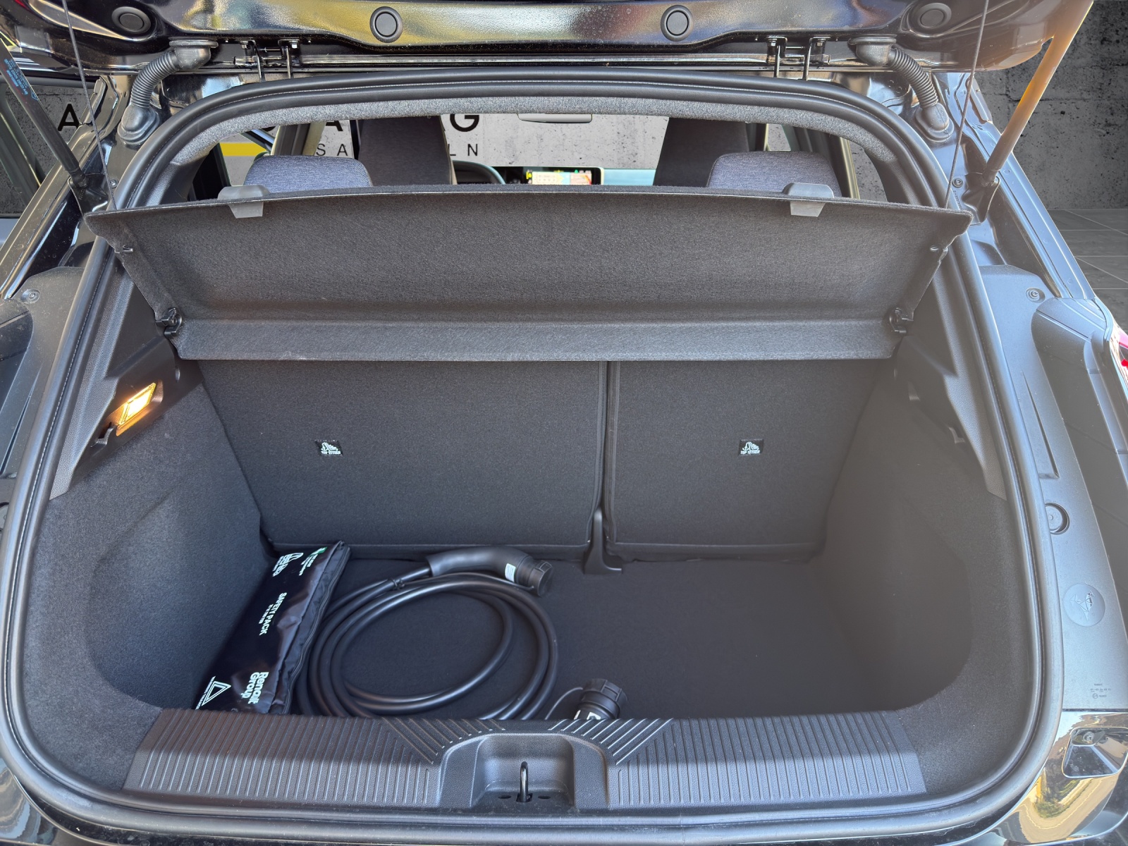 RENAULT R5 E-Tech Comfort Range 52 kWh Techno-image-10