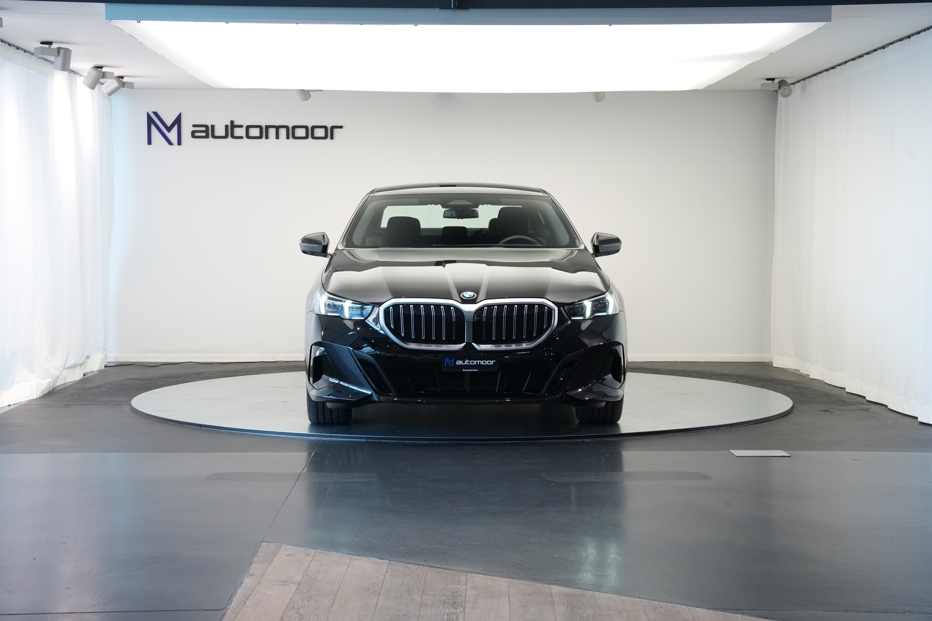 BMW 540d xDrive 48V M Sport Steptronic *HuD* *B&W*-showroom-element-1