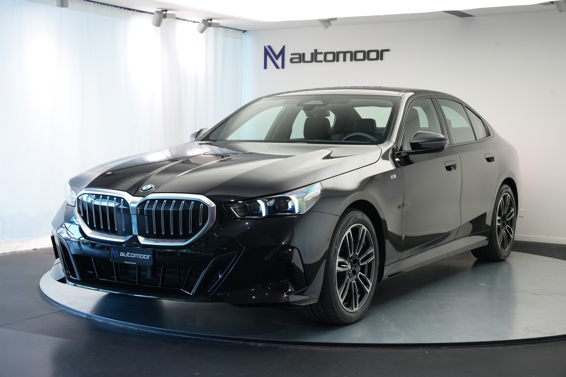 BMW 540d xDrive 48V M Sport Steptronic *HuD* *B&W*-image-48