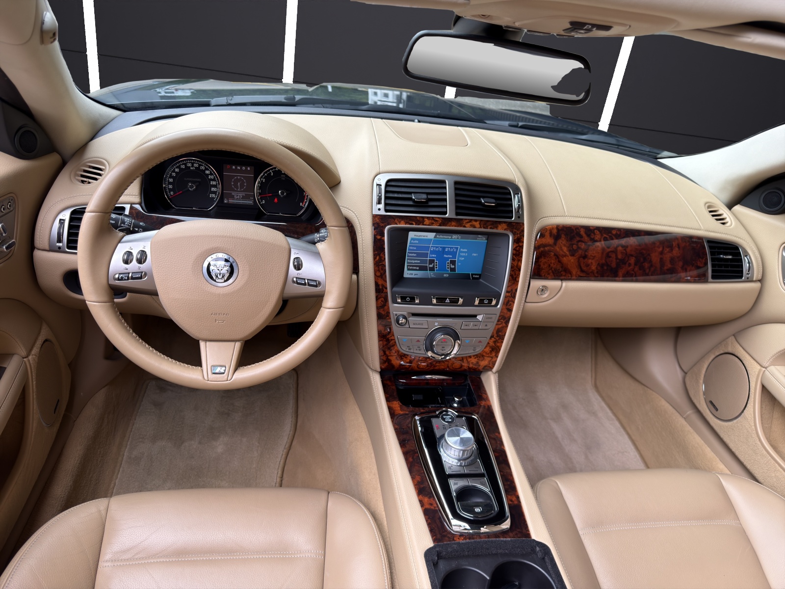 JAGUAR XKR 5.0 V8 SC Automatic-image-10