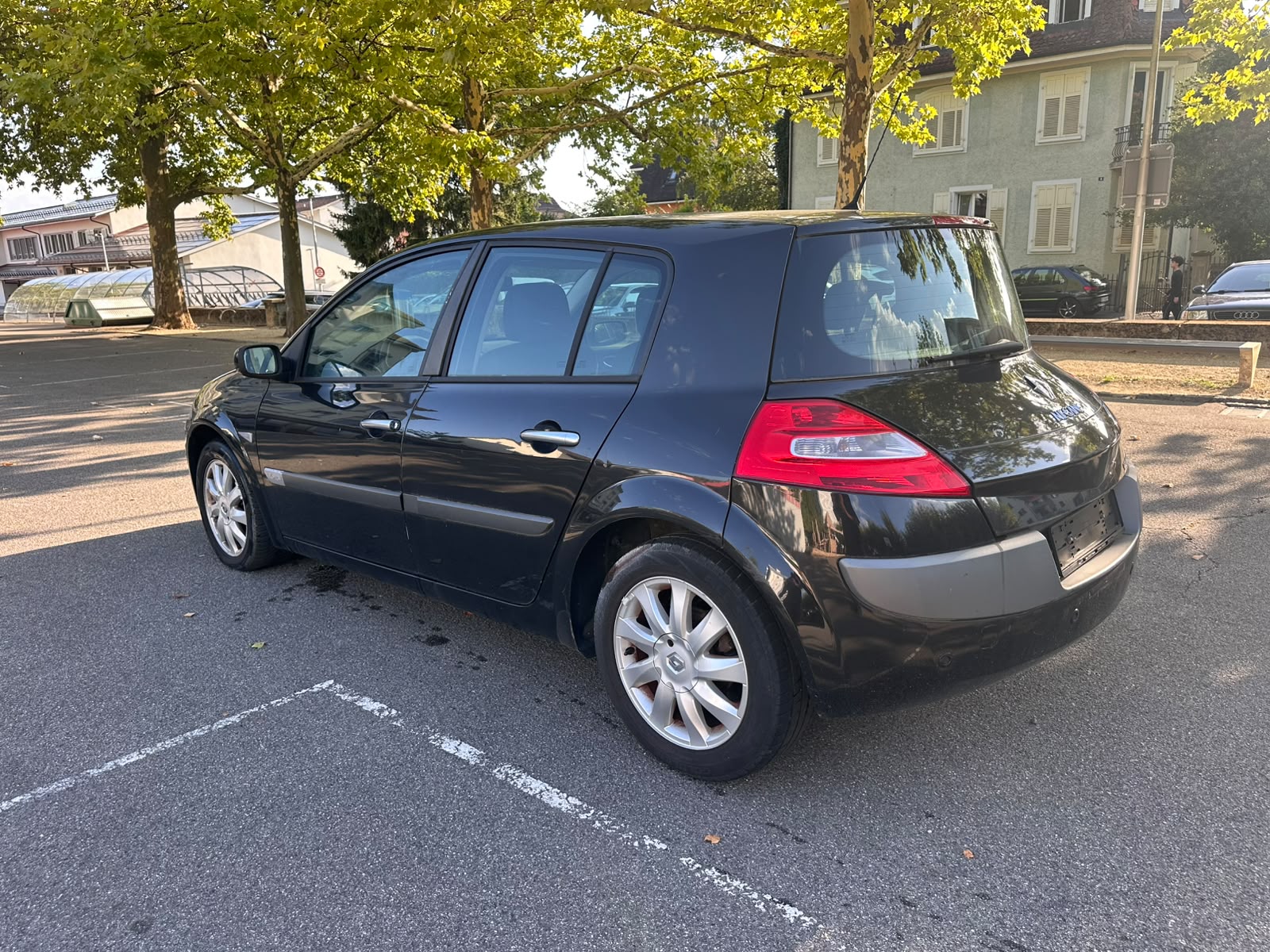 RENAULT Mégane 1.6 16V Dynamique-image-7