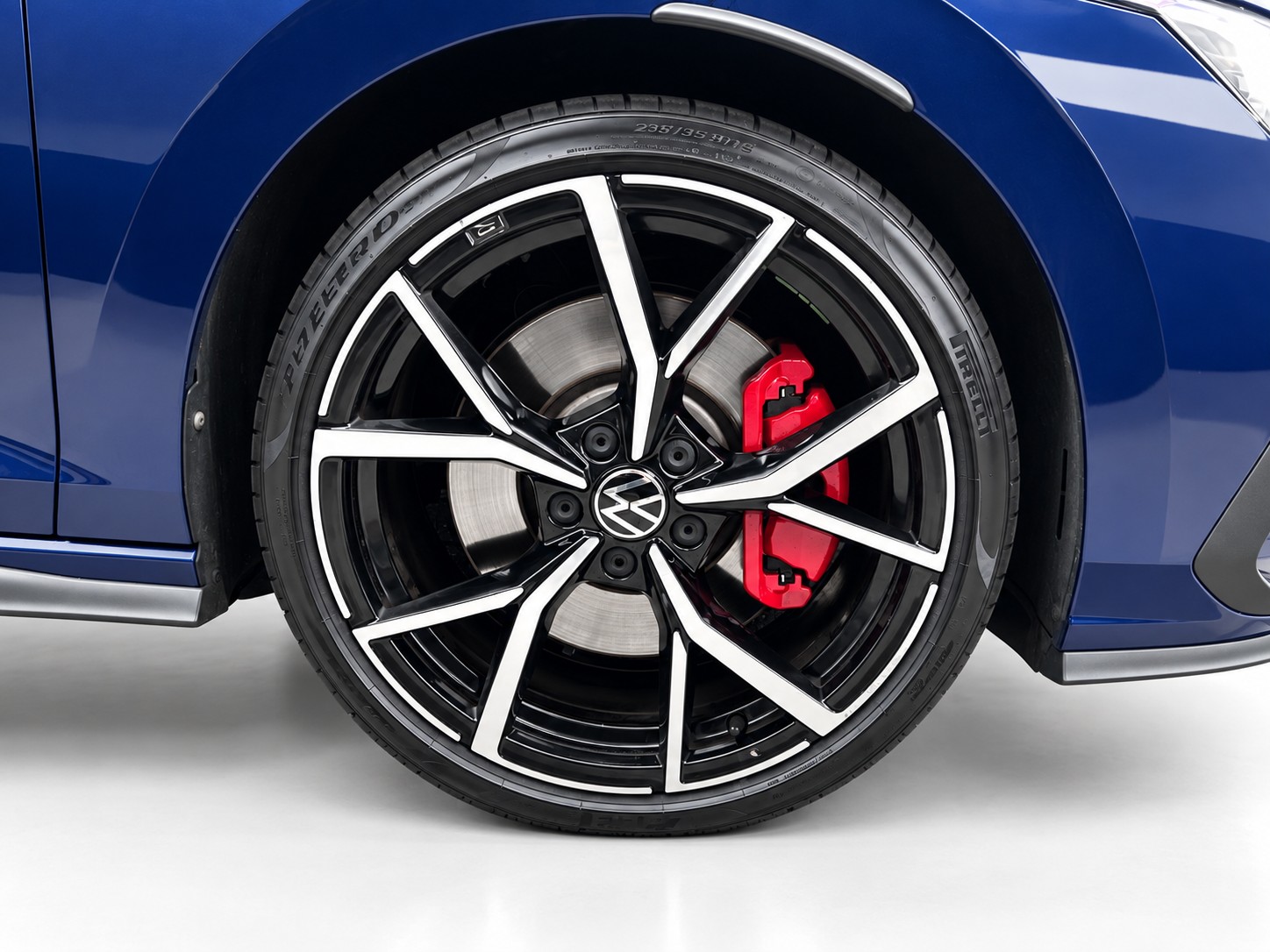 VW Golf VIII 2.0 TSI GTI DSG-image-23