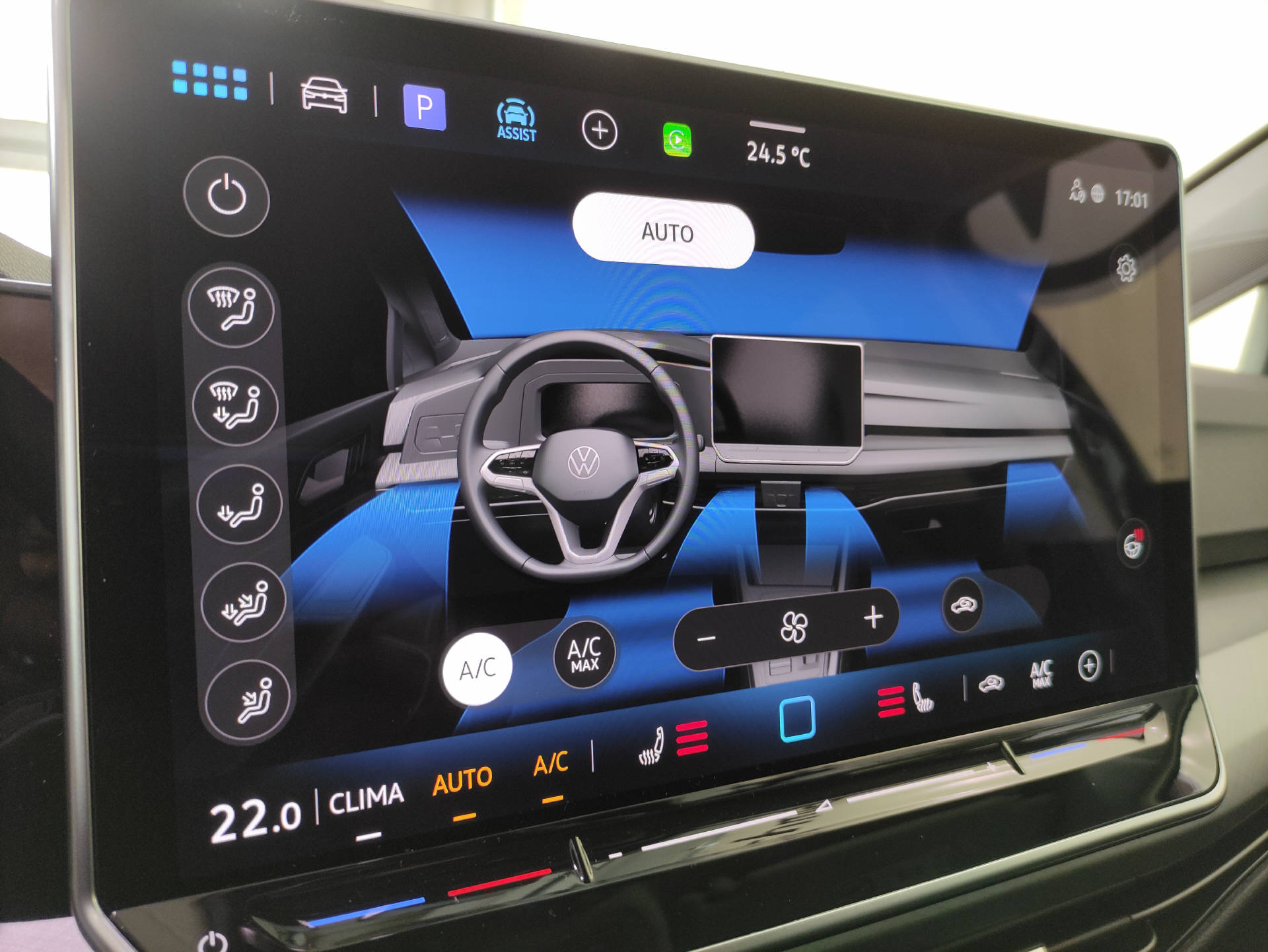 VW Golf VIII 1.5 eTSI Value DSG-image-7
