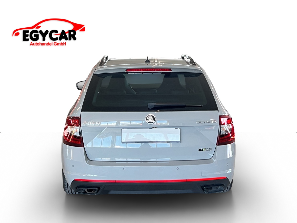 SKODA Octavia Combi 2.0 TDI RS DSG-image-3