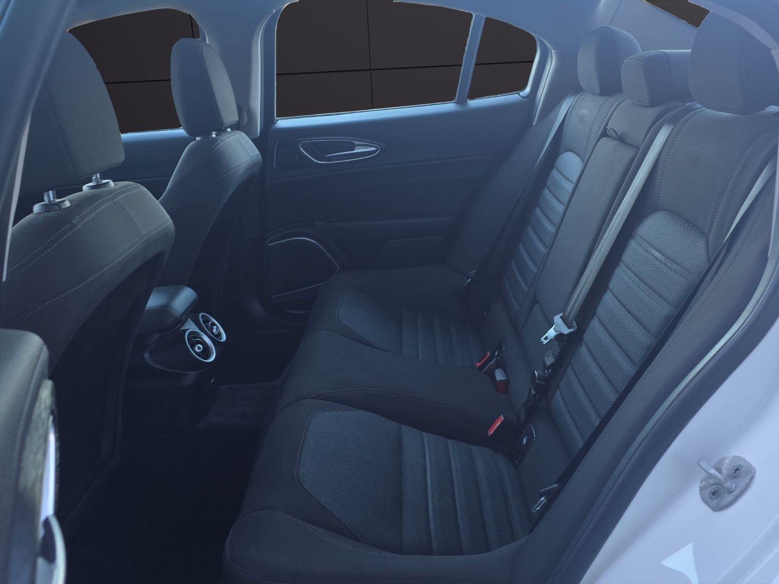 ALFA ROMEO Giulia 2.0 Super Automatic-image-18