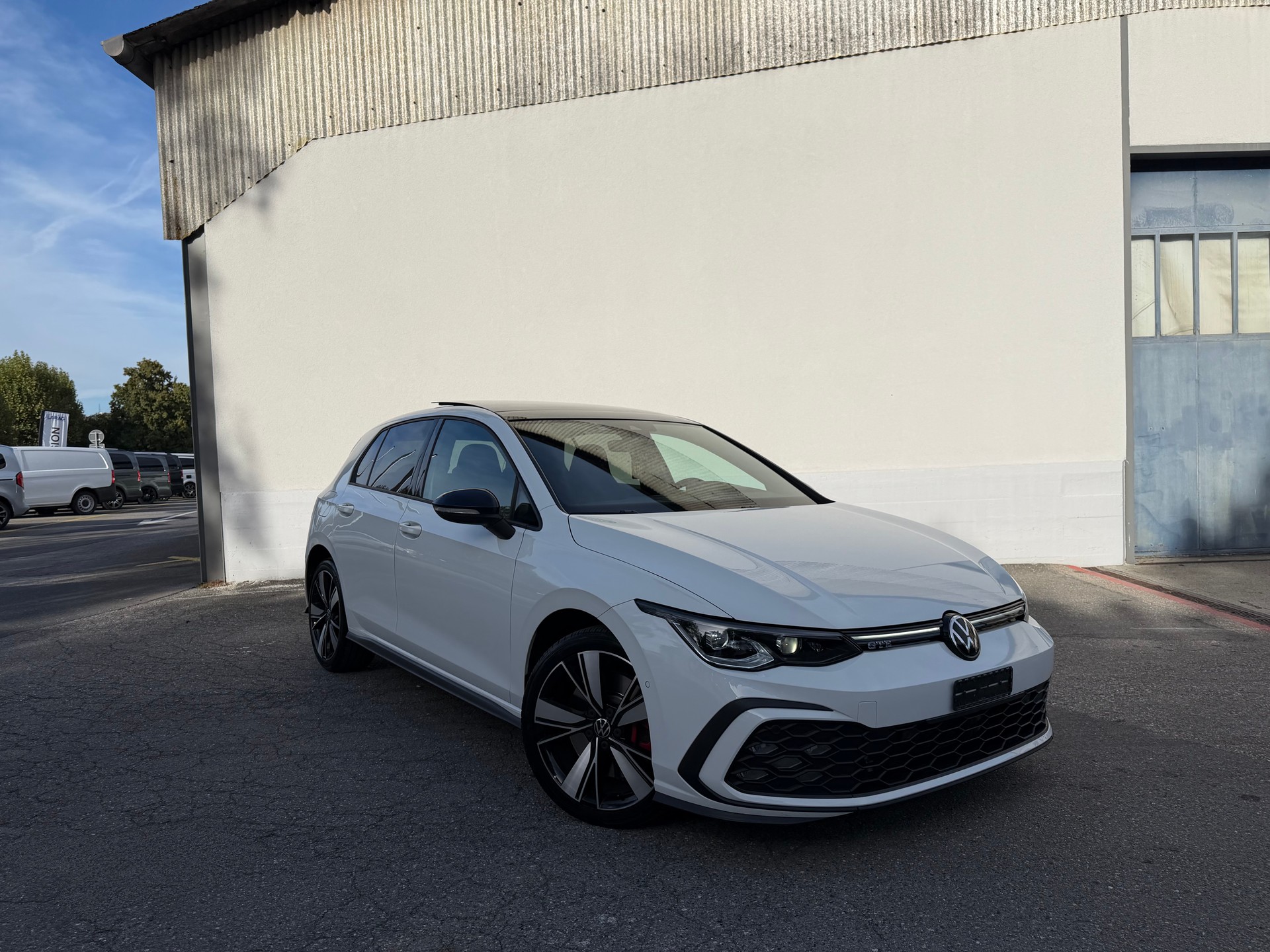 VW Golf 1.4 TSI PHEV GTE-image-1