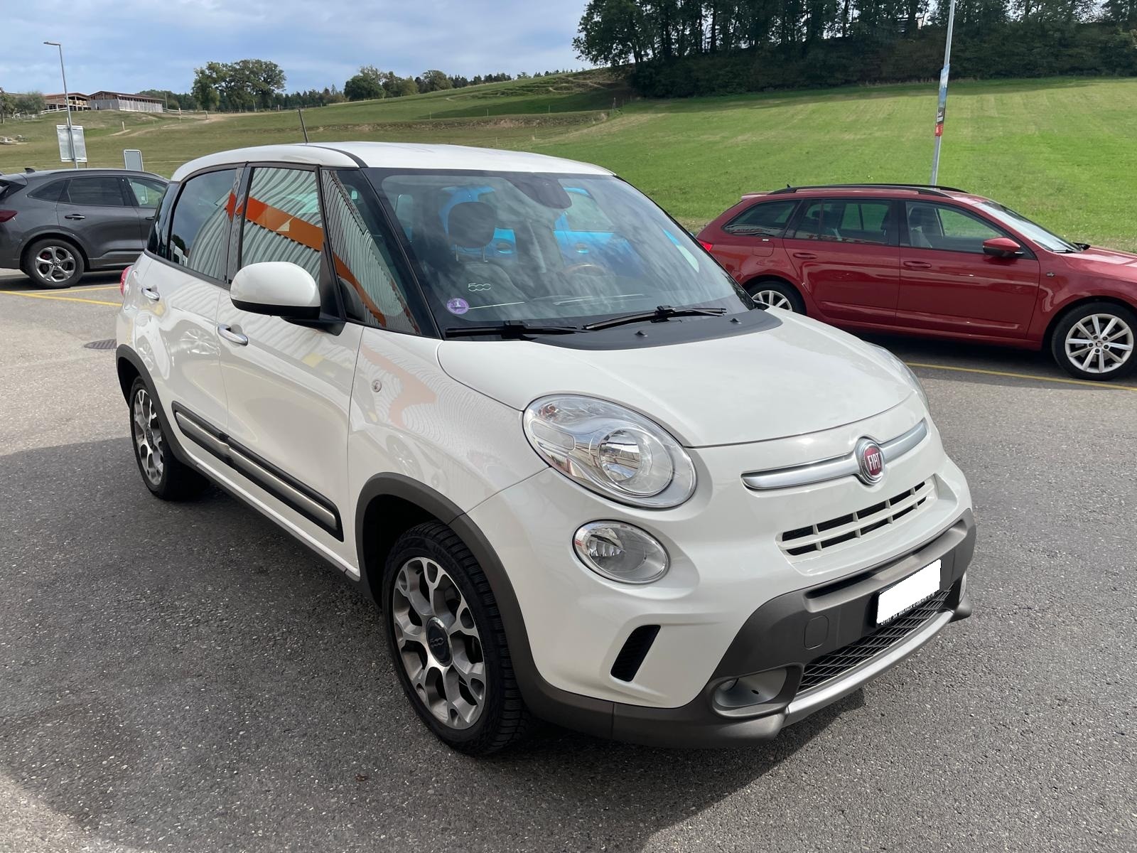 FIAT 500L 1.4 TB 16V Trekking-image-1