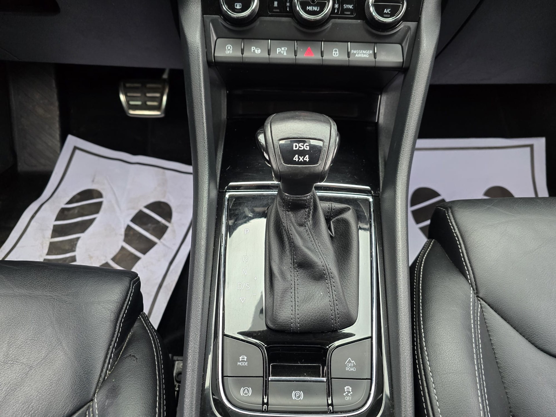SKODA Kodiaq 2.0 TSI Ambition DSG 4x4-image-12