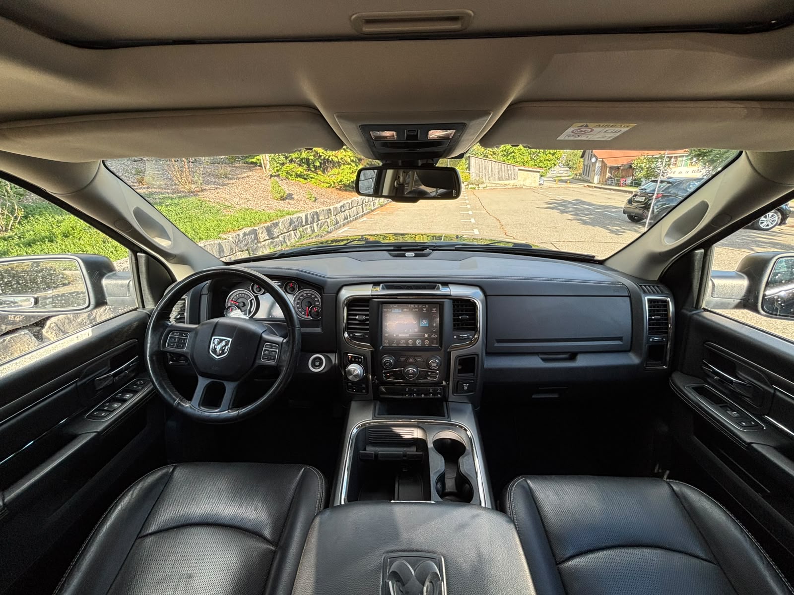 DODGE RAM HEMI 1500 V8-image-8