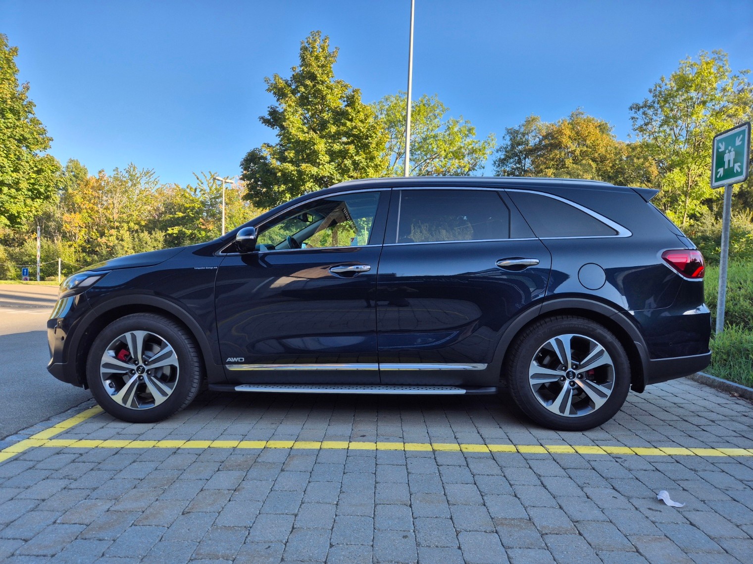 KIA 2.2 CRDi Style 7P-image-1