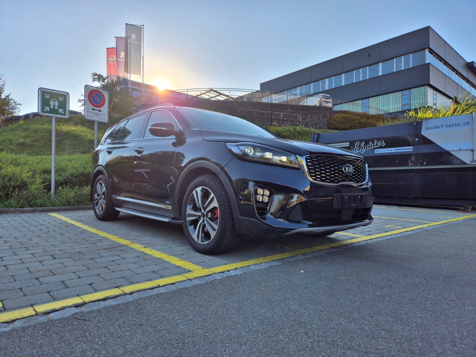 KIA 2.2 CRDi Style 7P-image-0