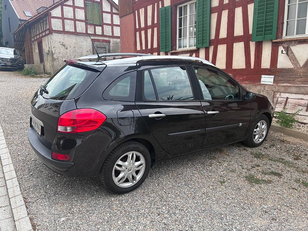 RENAULT CLIO-image-2