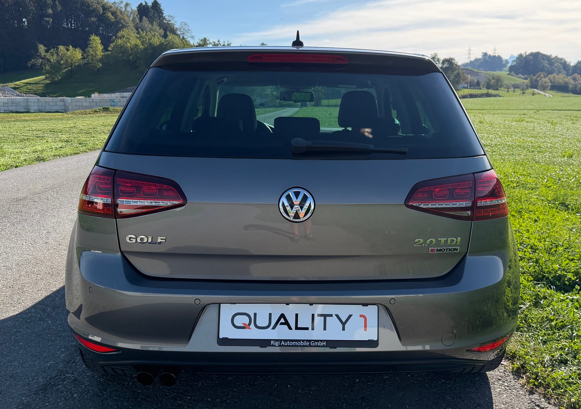 VW Golf 2.0 TDI Highline 4Motion-image-4