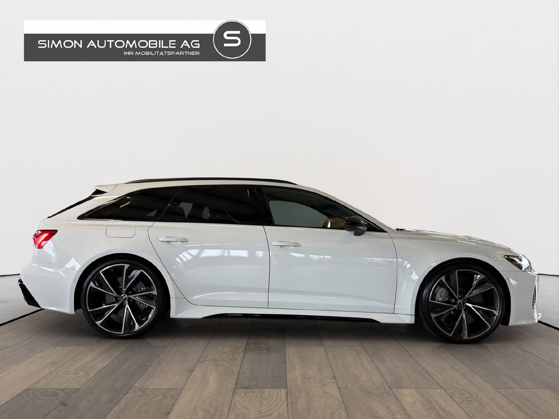 AUDI RS6 Avant 4.0 V8 TFSI quattro T-Tronic-image-6