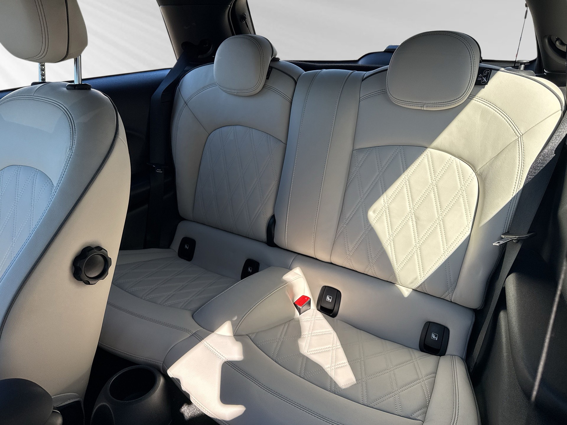 MINI Cooper SE-image-6