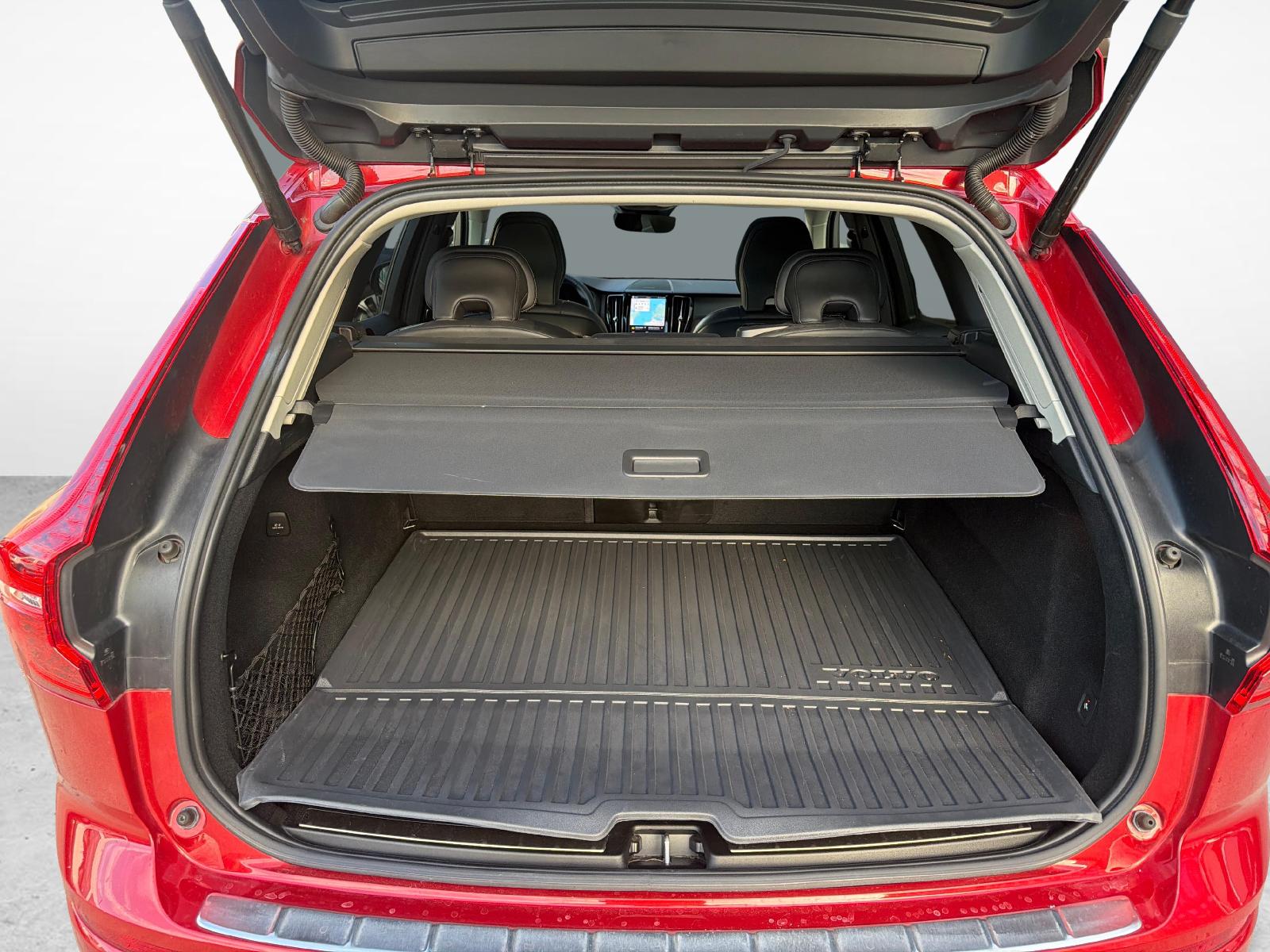 VOLVO XC60 2.0 T8 TE Ultimate Dark eAWD-image-19