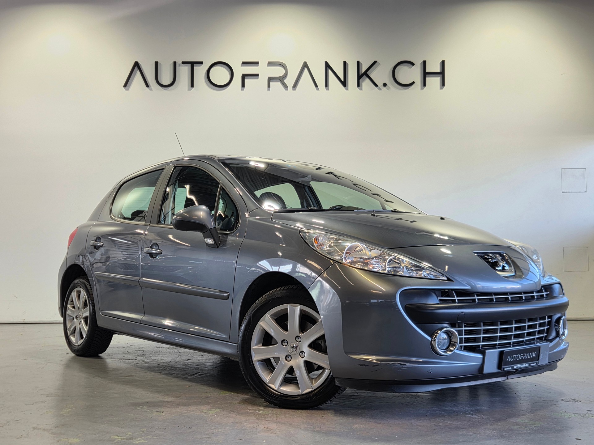 PEUGEOT 207 1.6 16V Sport Automatic-image-1