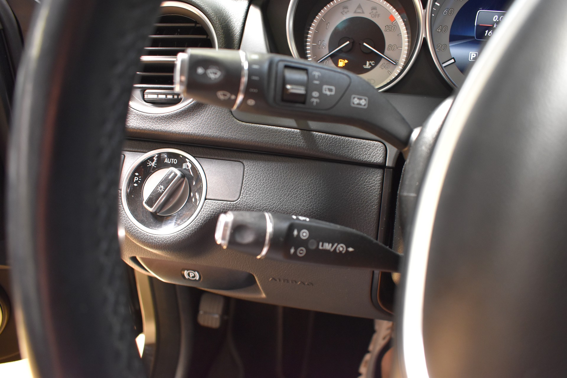 MERCEDES-BENZ C 220 CDI Avantgarde 4Matic 7G-Tronic - FaceLift Model-image-20