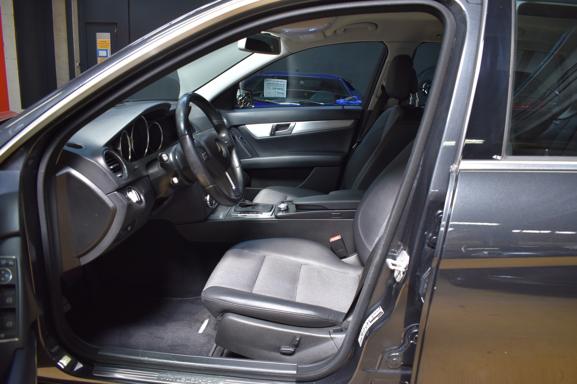 MERCEDES-BENZ C 220 CDI Avantgarde 4Matic 7G-Tronic - FaceLift Model-image-12