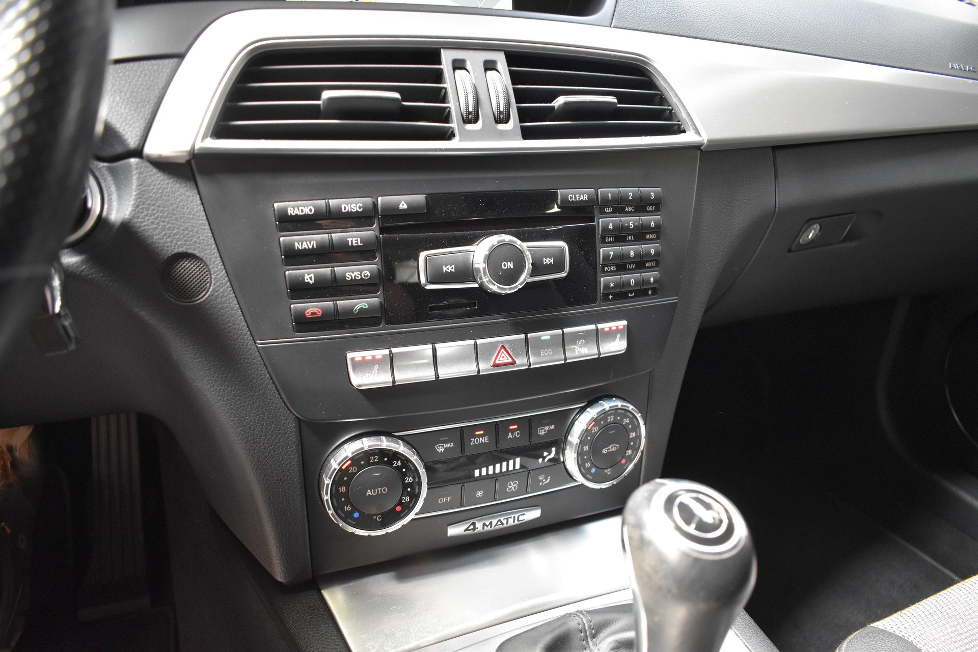 MERCEDES-BENZ C 220 CDI Avantgarde 4Matic 7G-Tronic - FaceLift Model-image-18