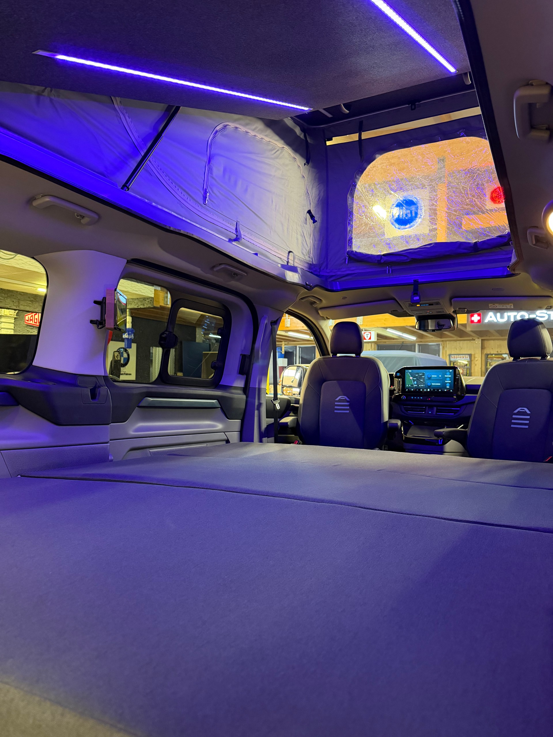 FORD "VANEXT OFFROAD" CAMPER 4X4 "FORD TOURNEO CUSTOM" HÖHER + 5 PLÄTZER AUTOMAT MIT AHK......SONDERANFERTIGUNG CH GEPRÜFT !!-image-13