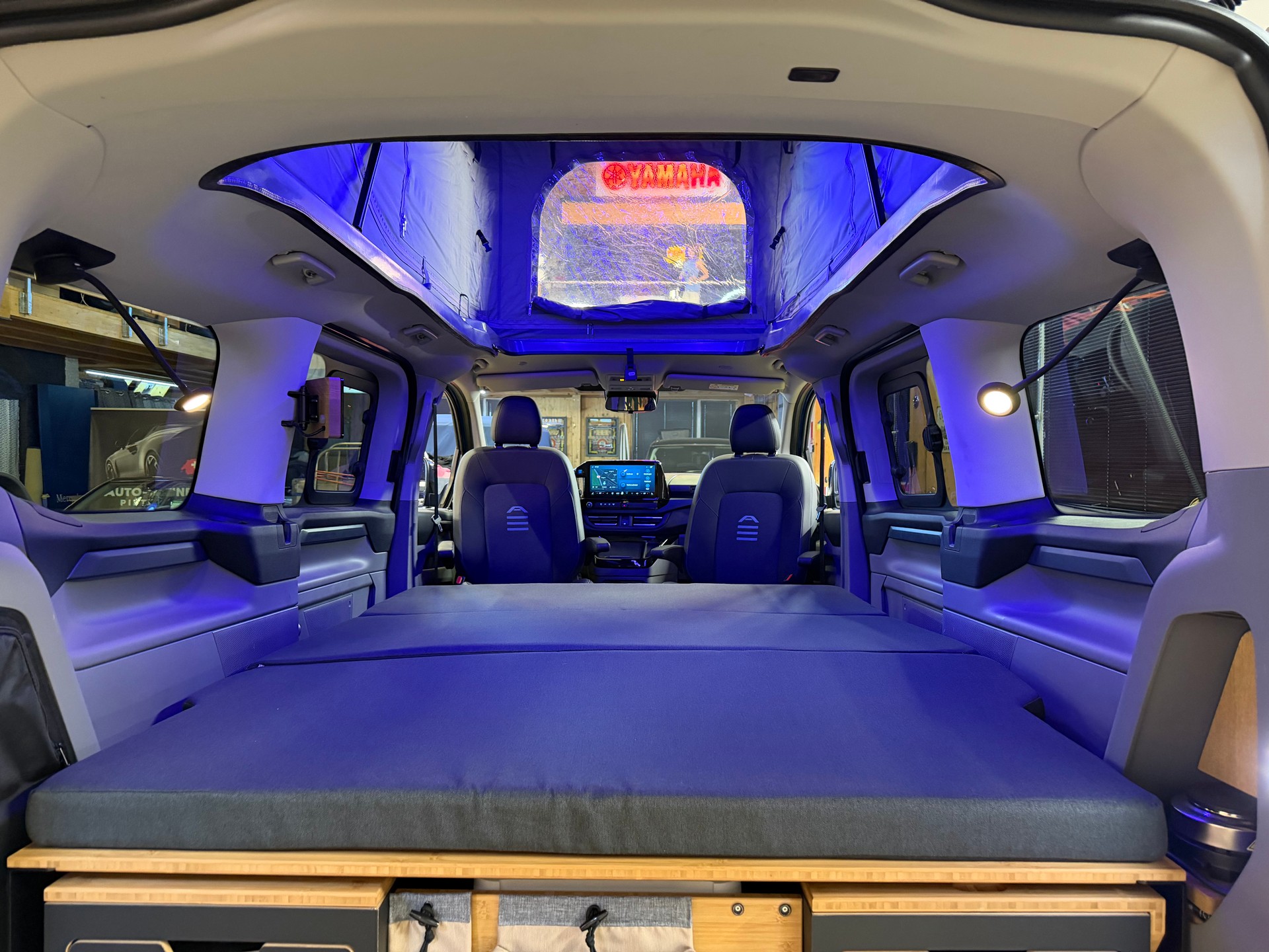 FORD "VANEXT OFFROAD" CAMPER 4X4 "FORD TOURNEO CUSTOM" HÖHER + 5 PLÄTZER AUTOMAT MIT AHK......SONDERANFERTIGUNG CH GEPRÜFT !!-image-12