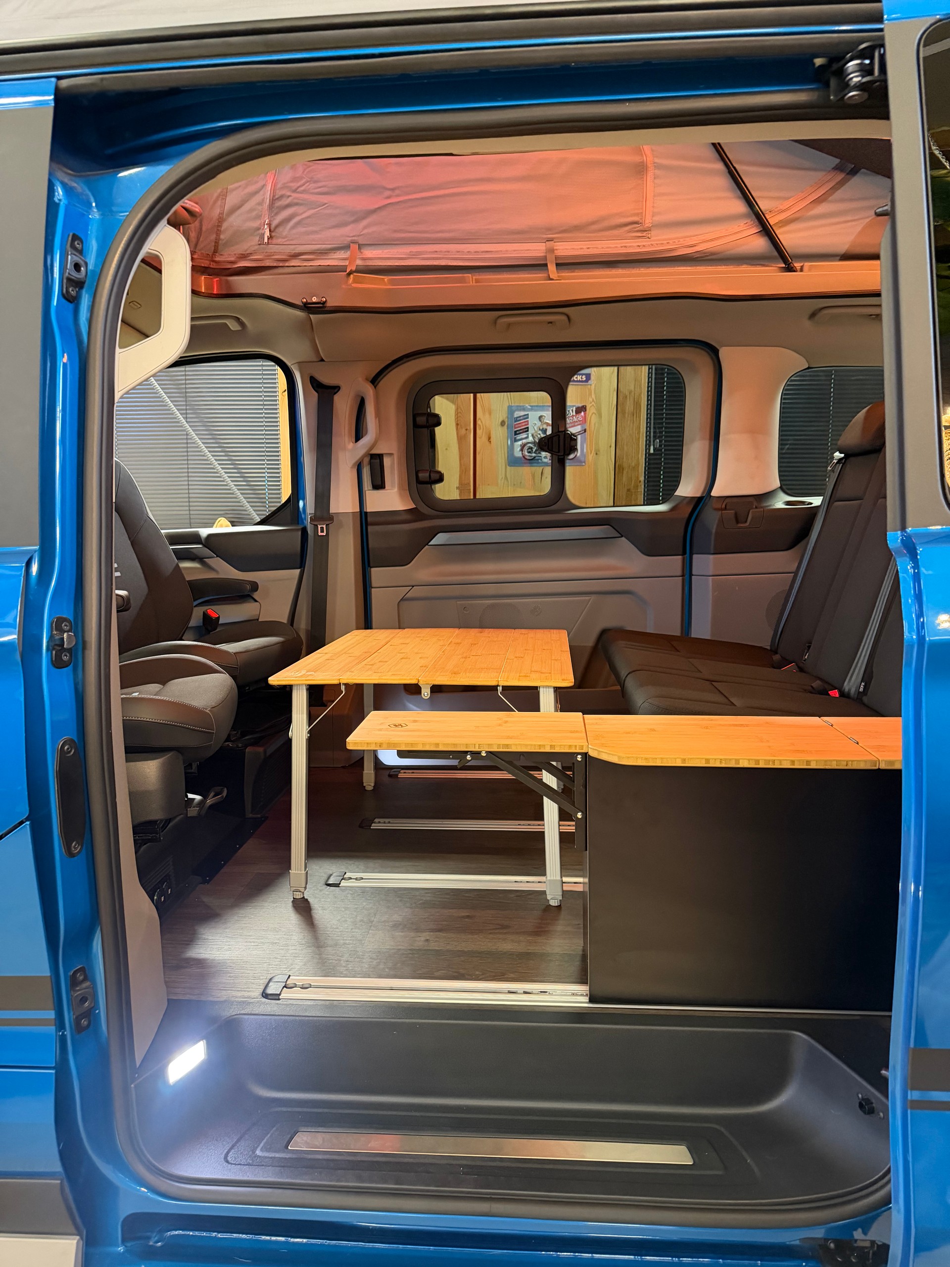 FORD "VANEXT OFFROAD" CAMPER 4X4 "FORD TOURNEO CUSTOM" HÖHER + 5 PLÄTZER AUTOMAT MIT AHK......SONDERANFERTIGUNG CH GEPRÜFT !!-image-15