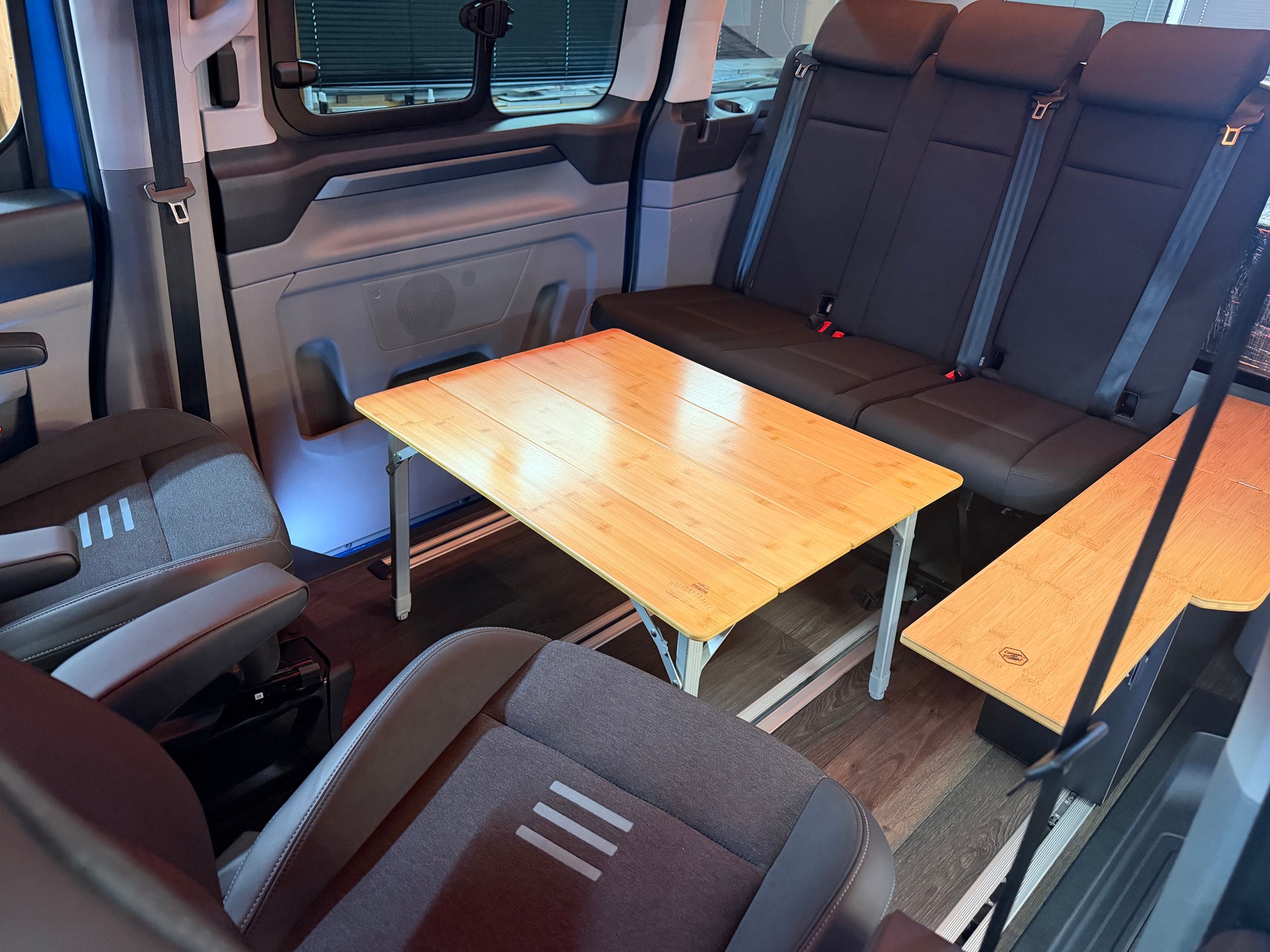 FORD "VANEXT OFFROAD" CAMPER 4X4 "FORD TOURNEO CUSTOM" HÖHER + 5 PLÄTZER AUTOMAT MIT AHK......SONDERANFERTIGUNG CH GEPRÜFT !!-image-16