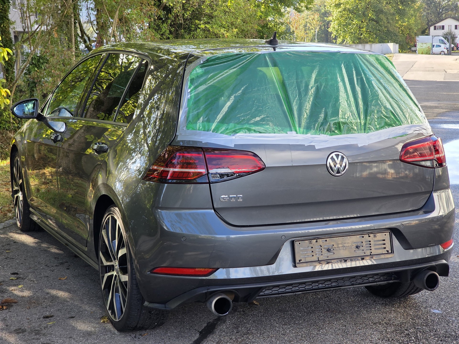 VW Golf 2.0 TSI GTI-image-3