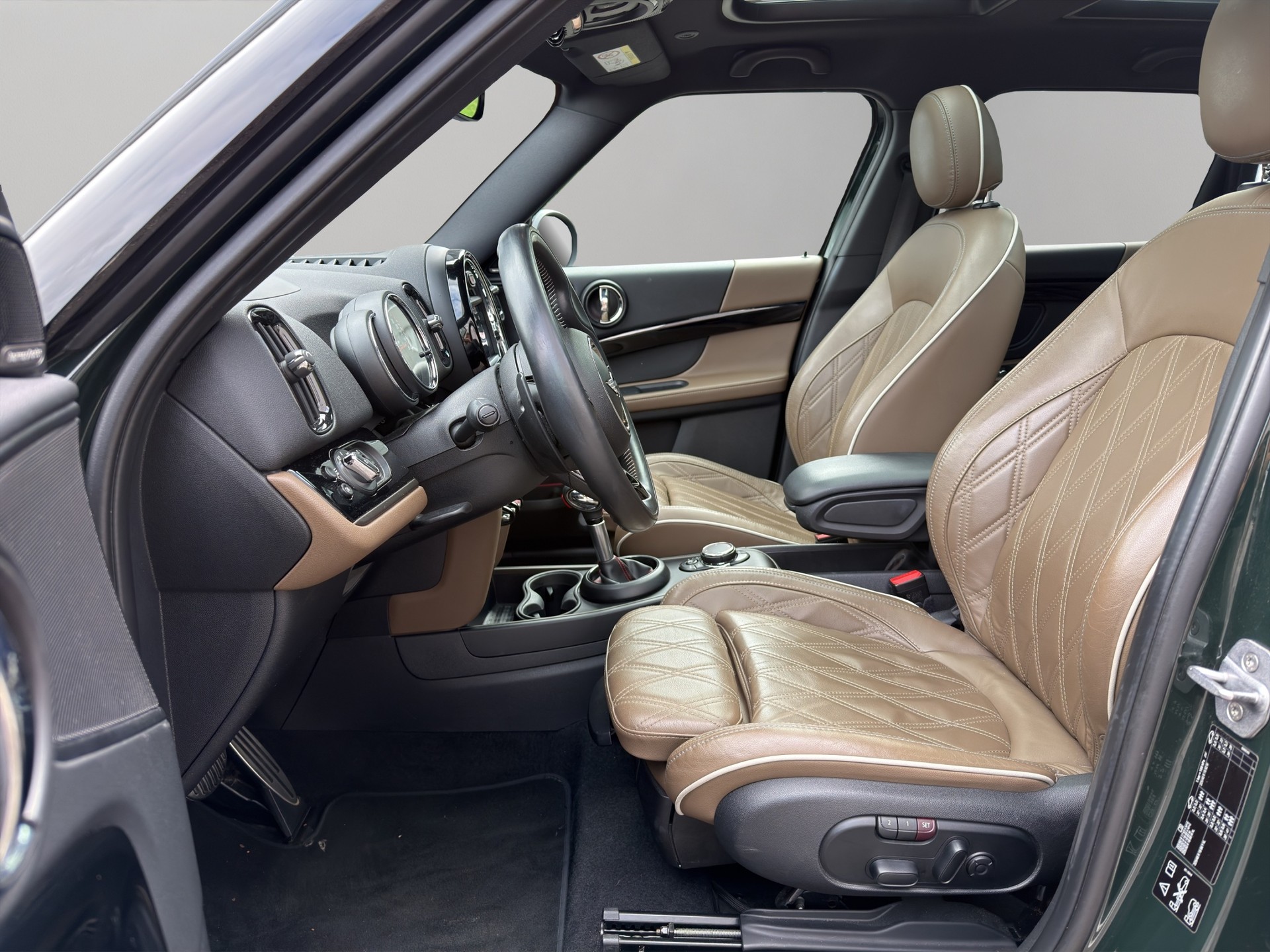 MINI Countryman John Cooper Works ALL4 Steptronic-image-10