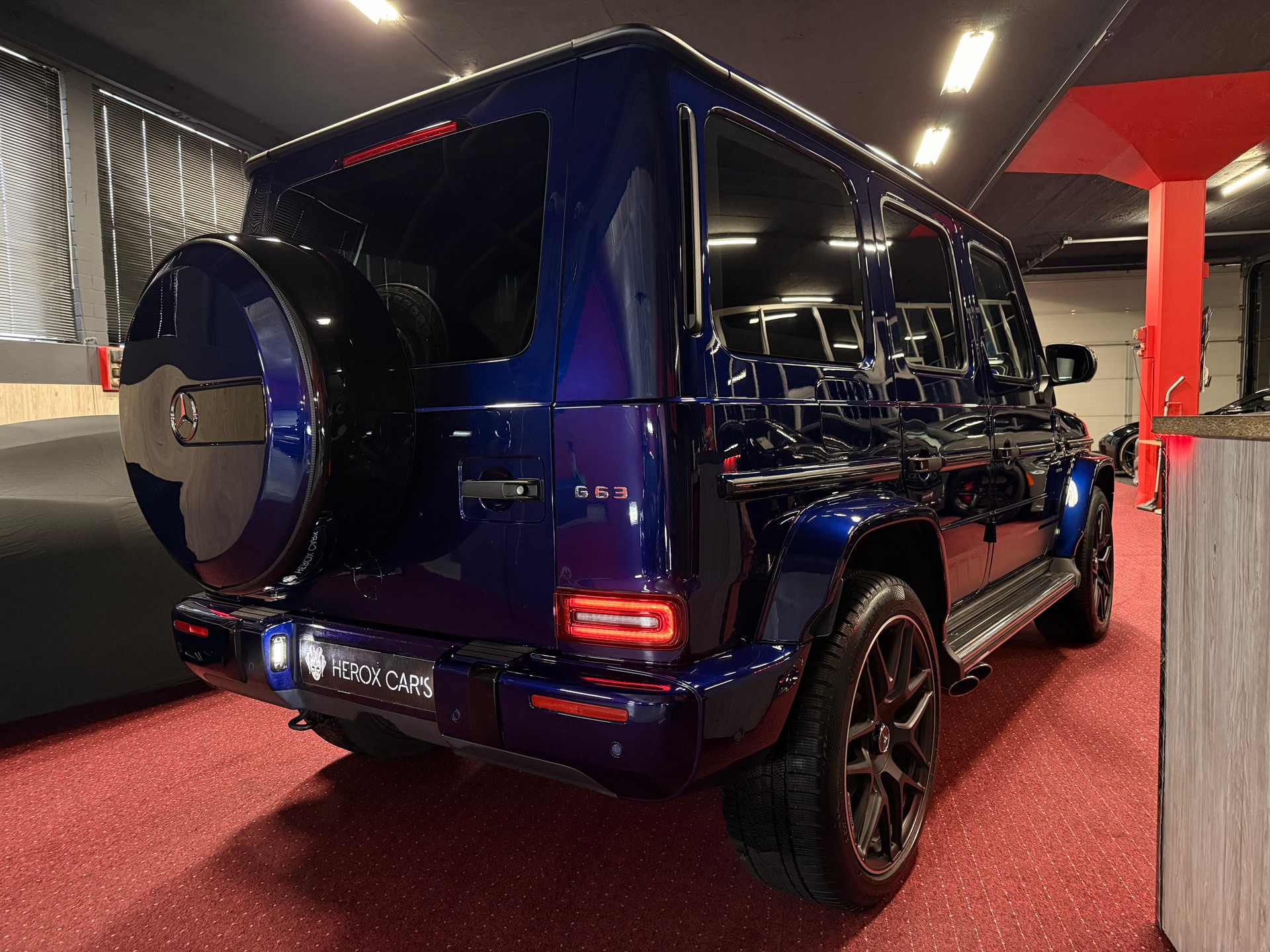 MERCEDES-BENZ G 63 AMG Speedshift Plus G-Tronic / ** DESIGNO Manufactur ** / Frisch ab MFK, Service + Neue Pneu!-image-5