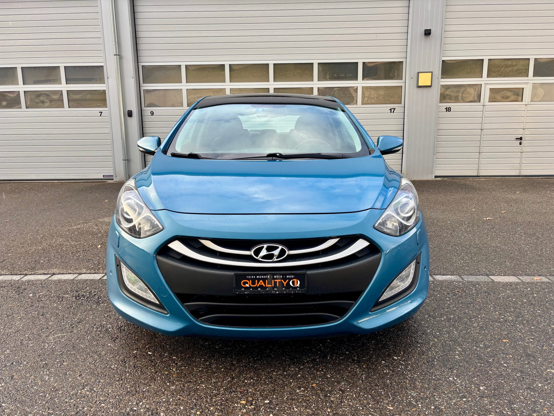 HYUNDAI i30 1.6 GDI Premium Automatic-image-1